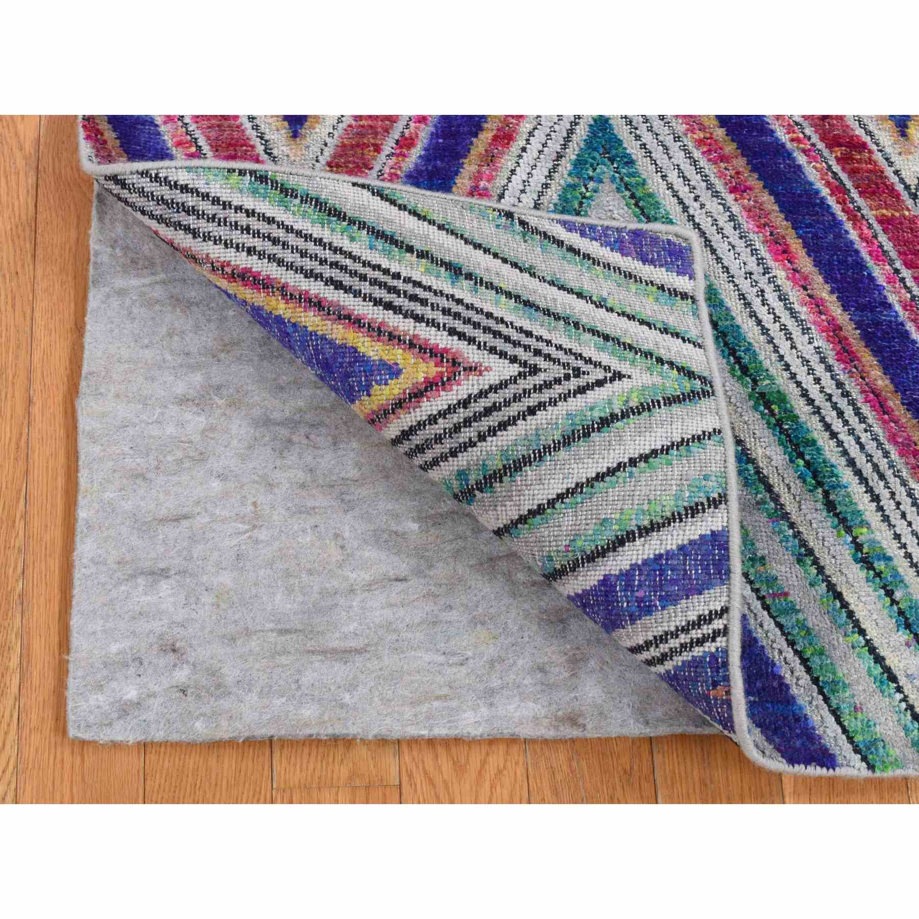 Modern-and-Contemporary-Hand-Knotted-Rug-436075