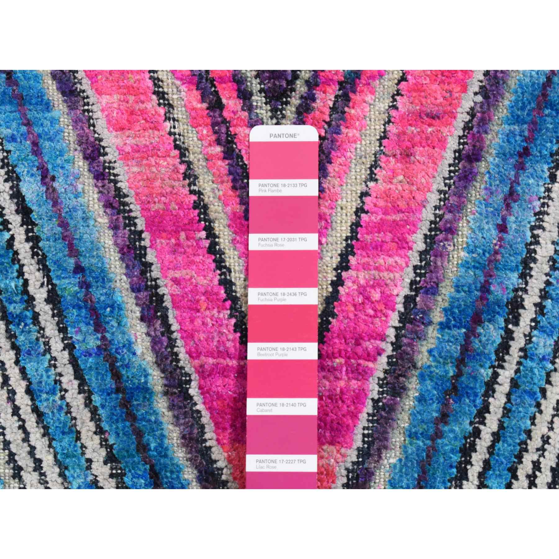 Modern-and-Contemporary-Hand-Knotted-Rug-436075