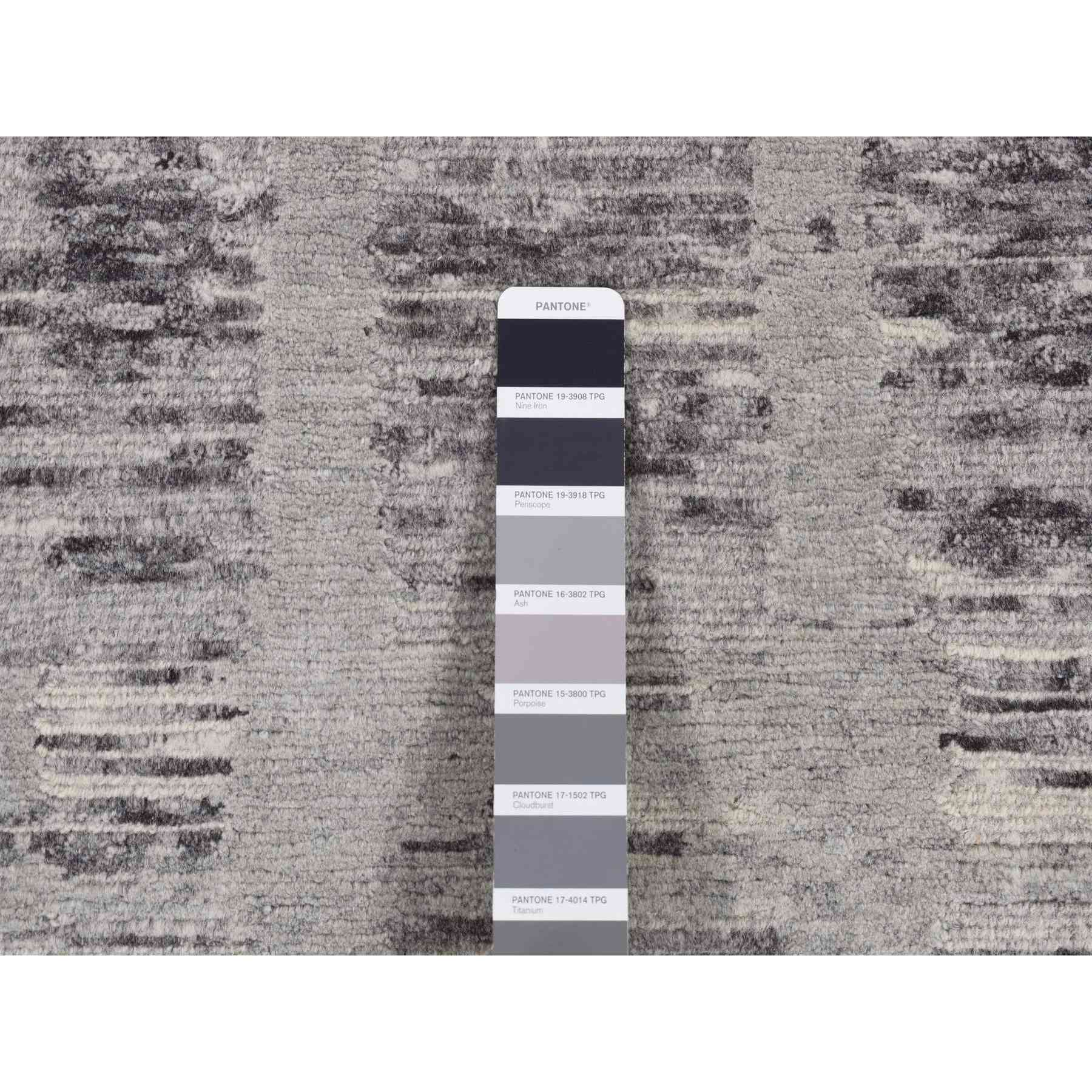 Modern-and-Contemporary-Hand-Knotted-Rug-436700
