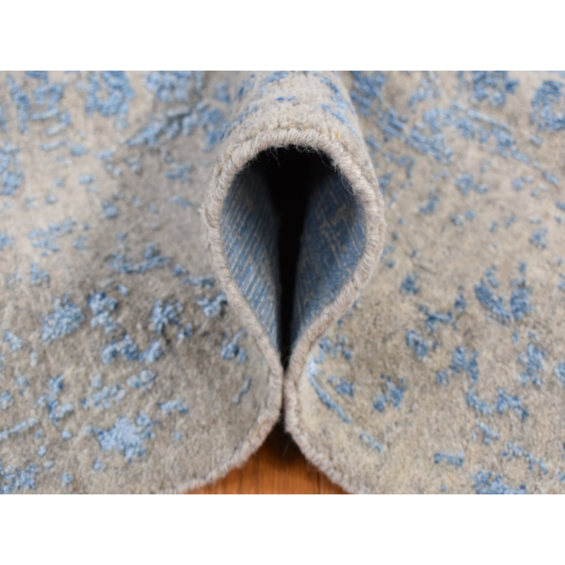 Modern-and-Contemporary-Hand-Loomed-Rug-435290