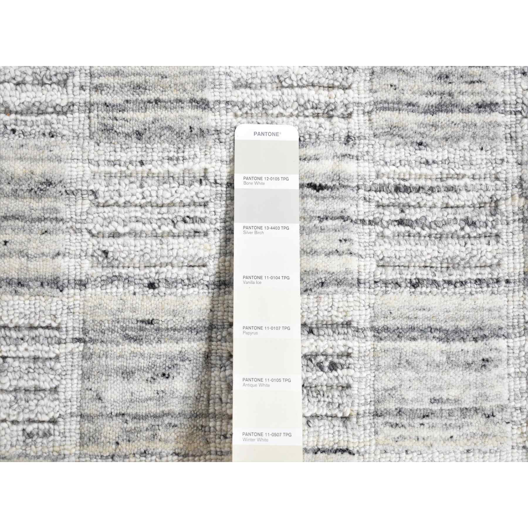 Modern-and-Contemporary-Hand-Loomed-Rug-437410