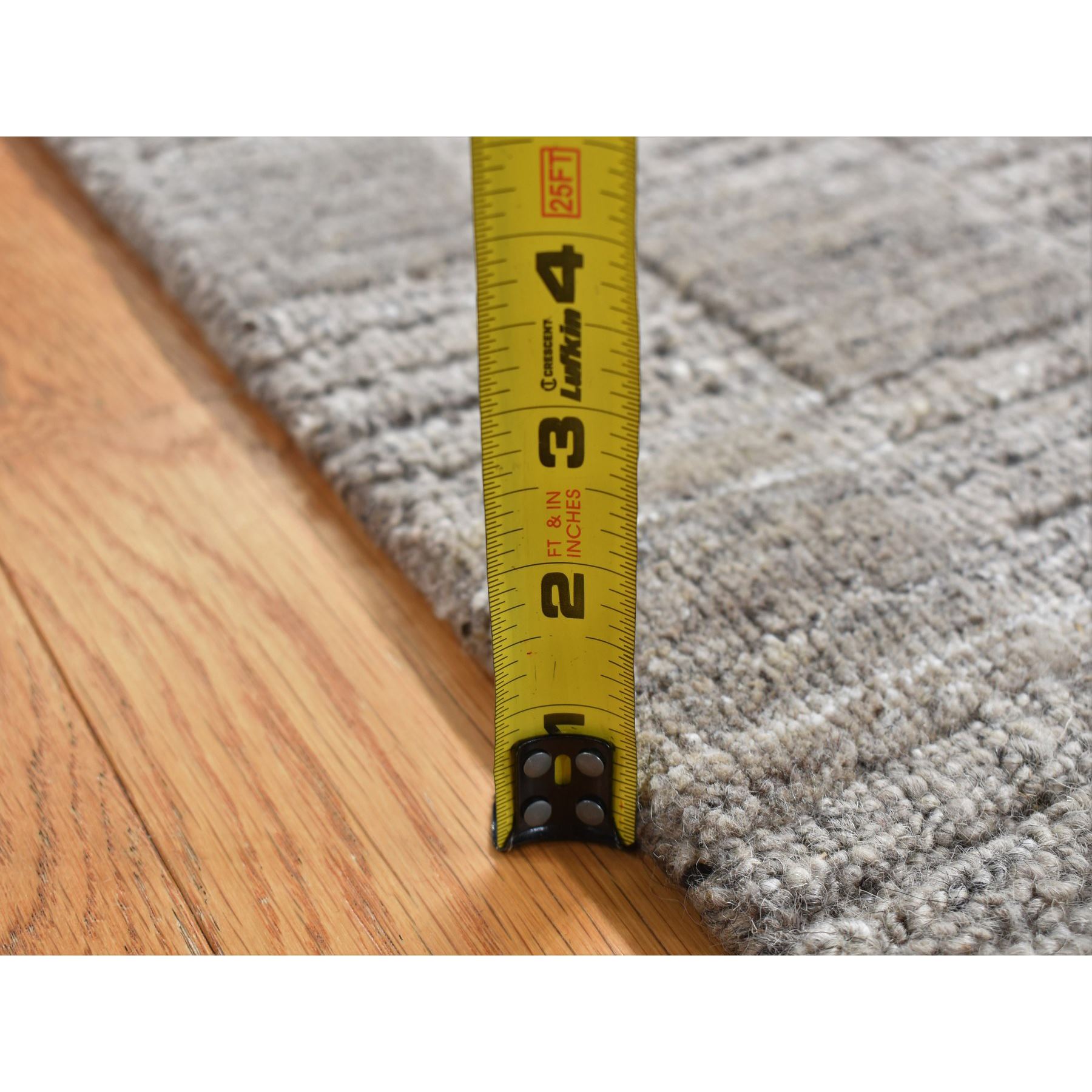 Modern-and-Contemporary-Hand-Loomed-Rug-437415