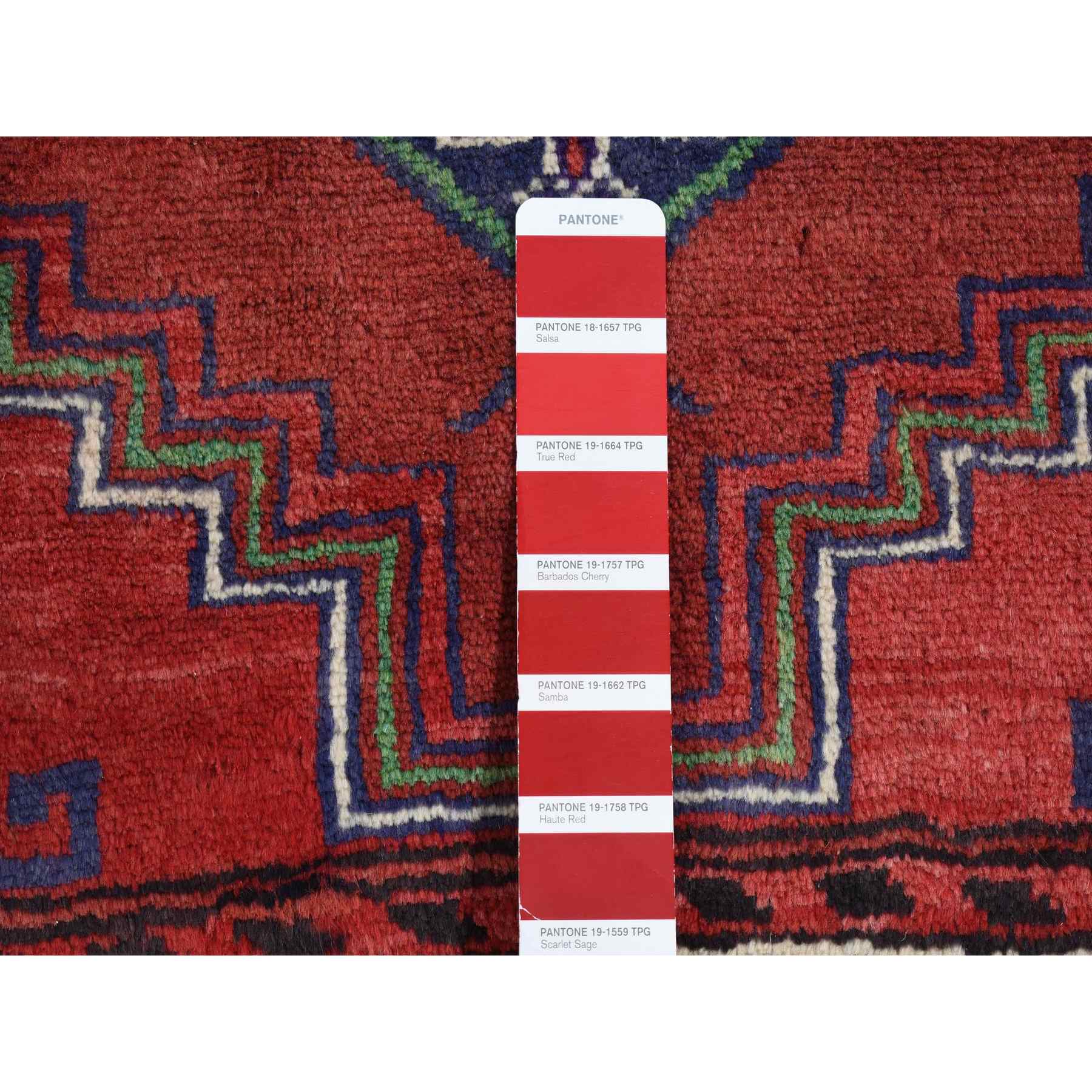 Persian-Hand-Knotted-Rug-437215