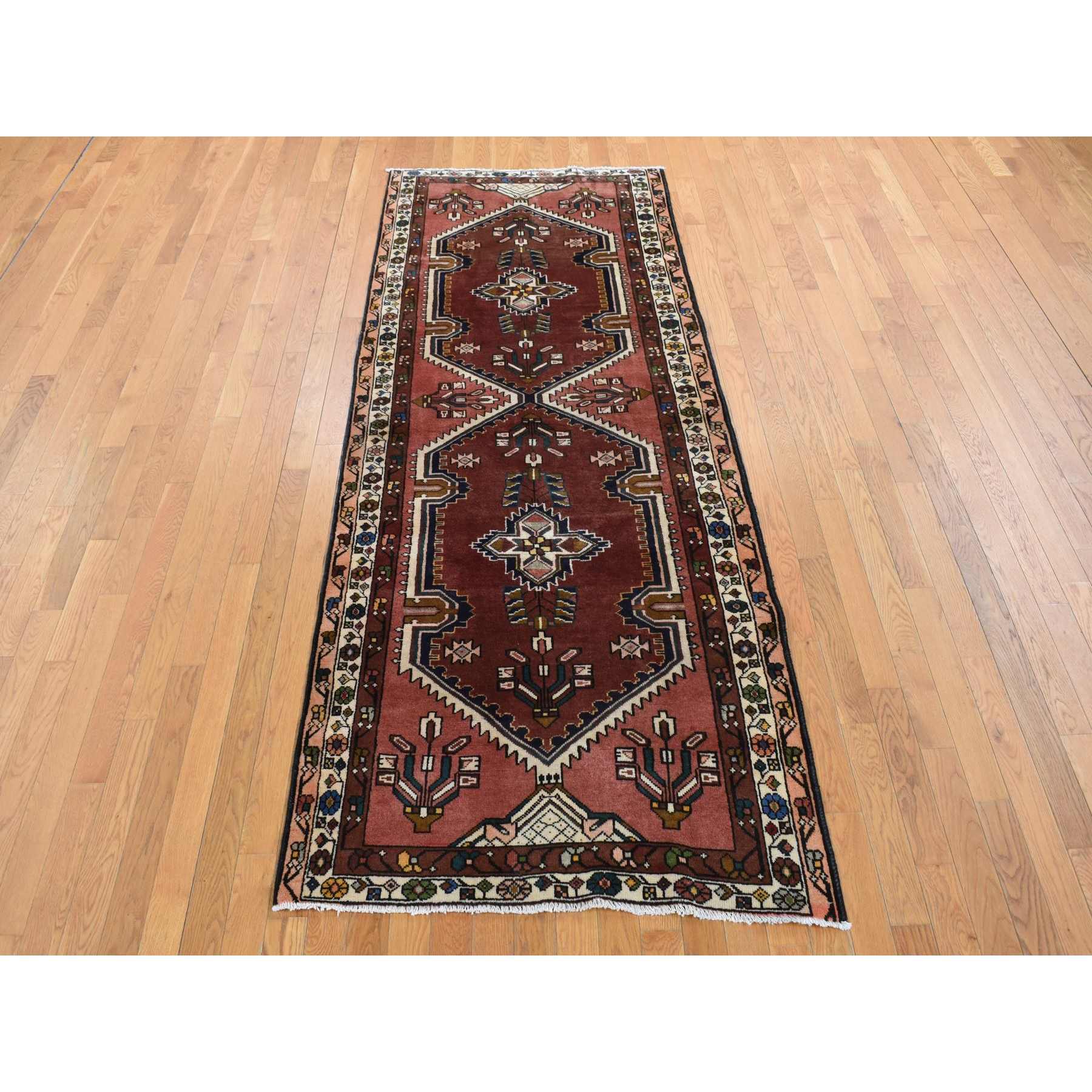 Persian-Hand-Knotted-Rug-437345