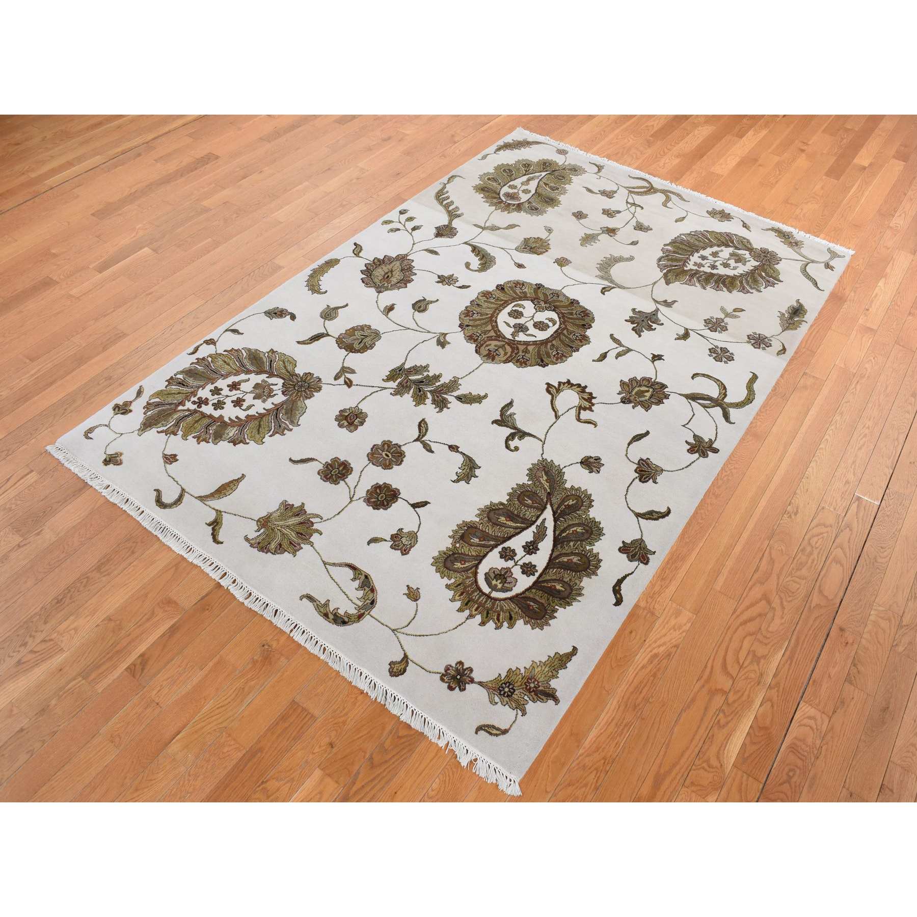 Rajasthan-Hand-Knotted-Rug-435085
