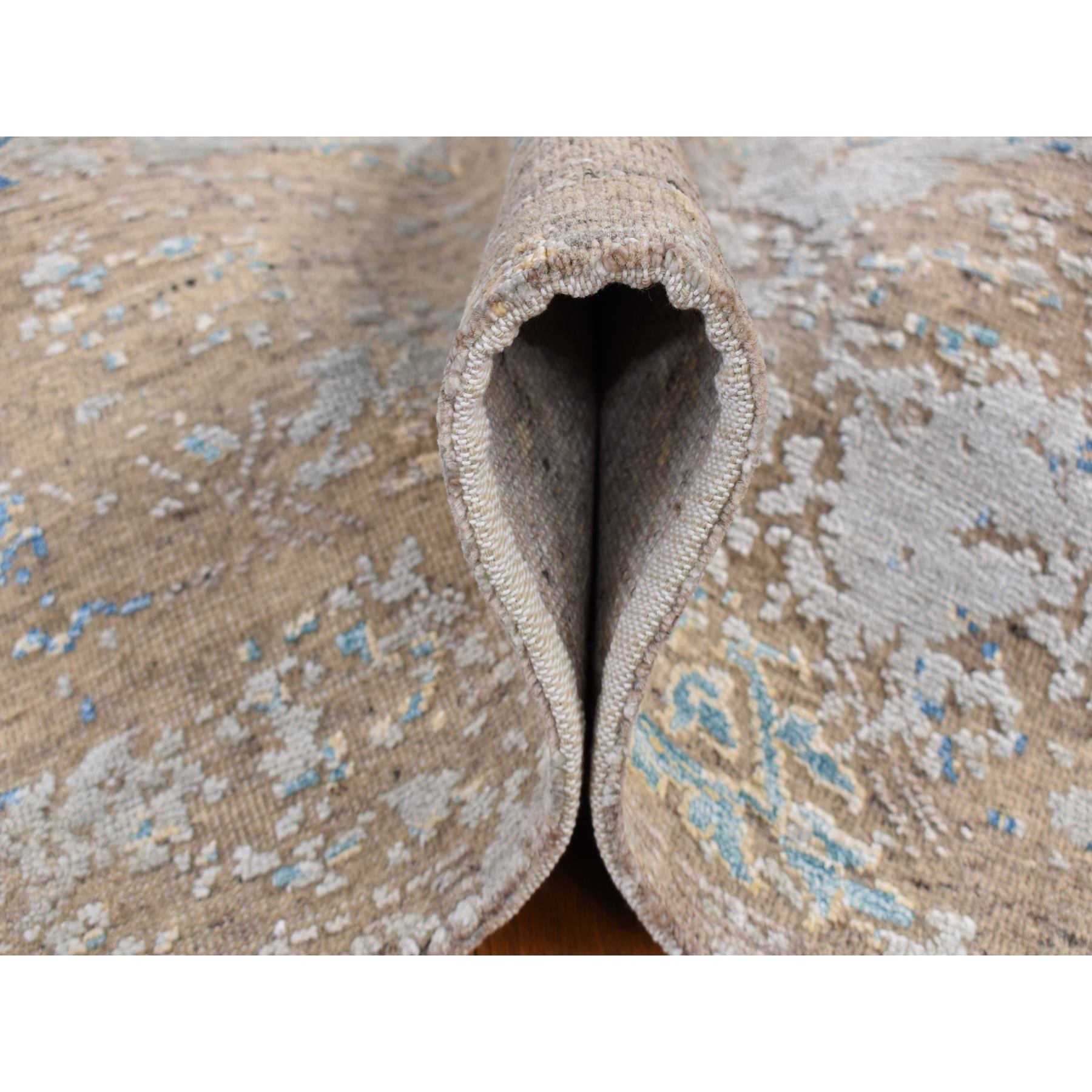 Transitional-Hand-Knotted-Rug-435270