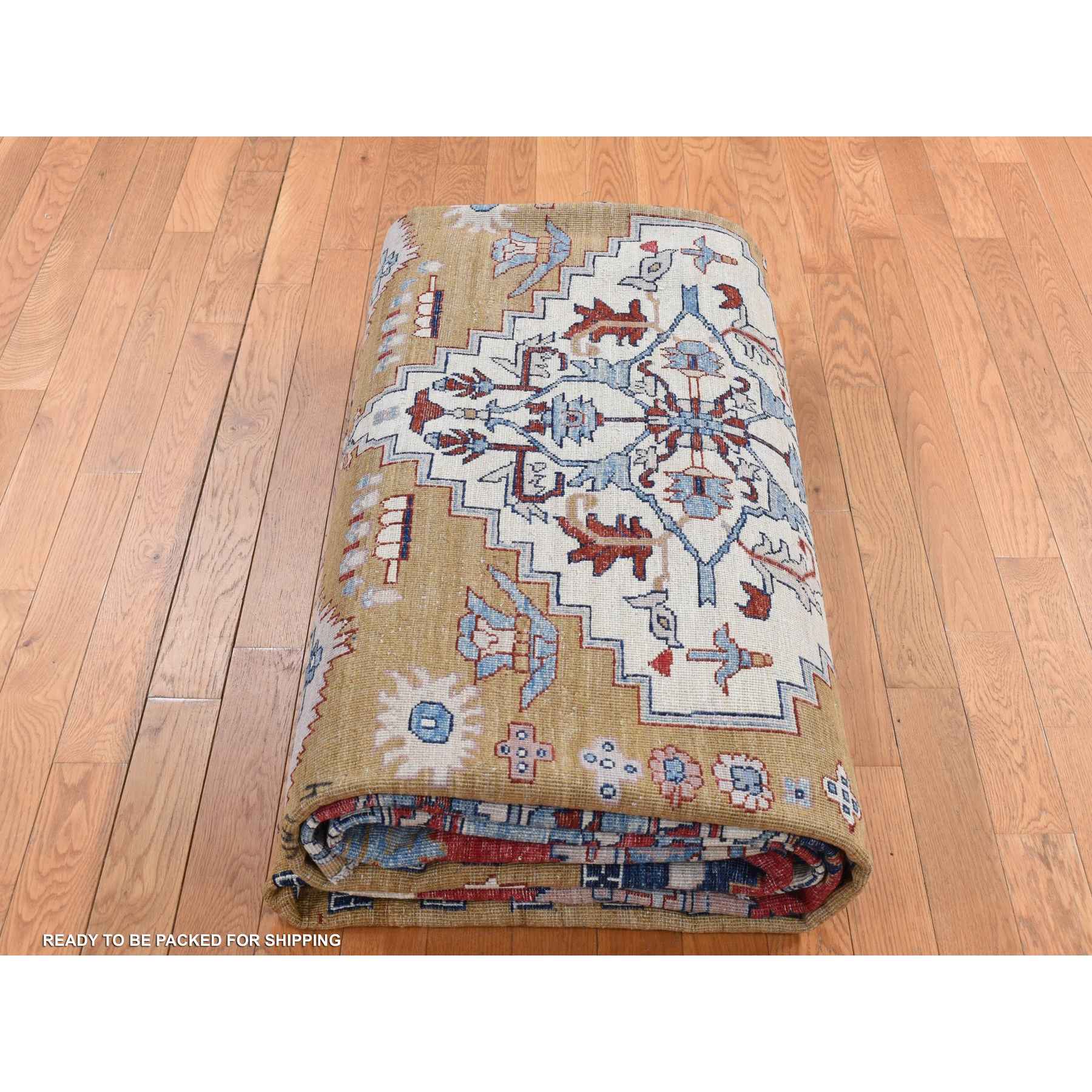 Heriz-Hand-Knotted-Rug-437680