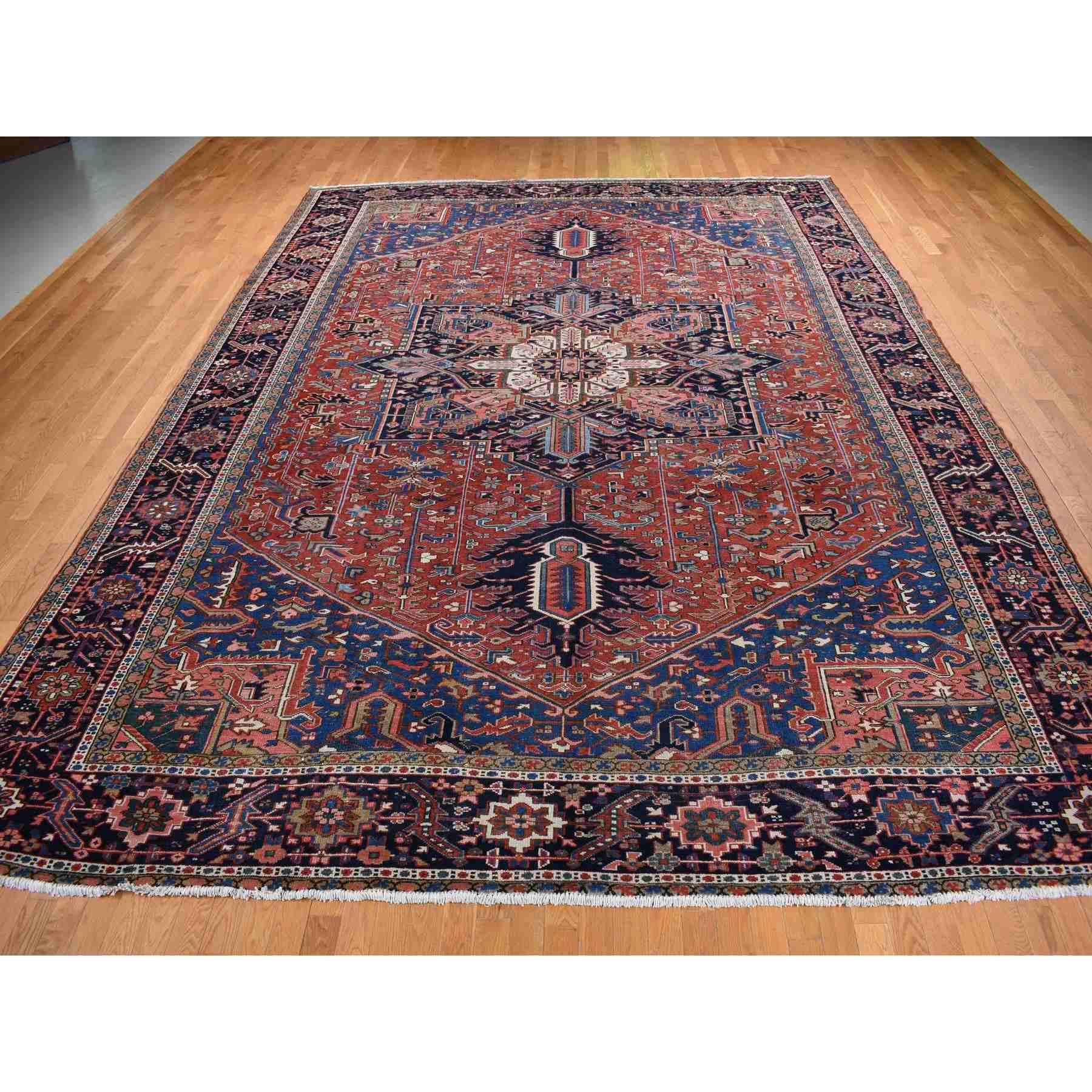 Heriz-Hand-Knotted-Rug-437805