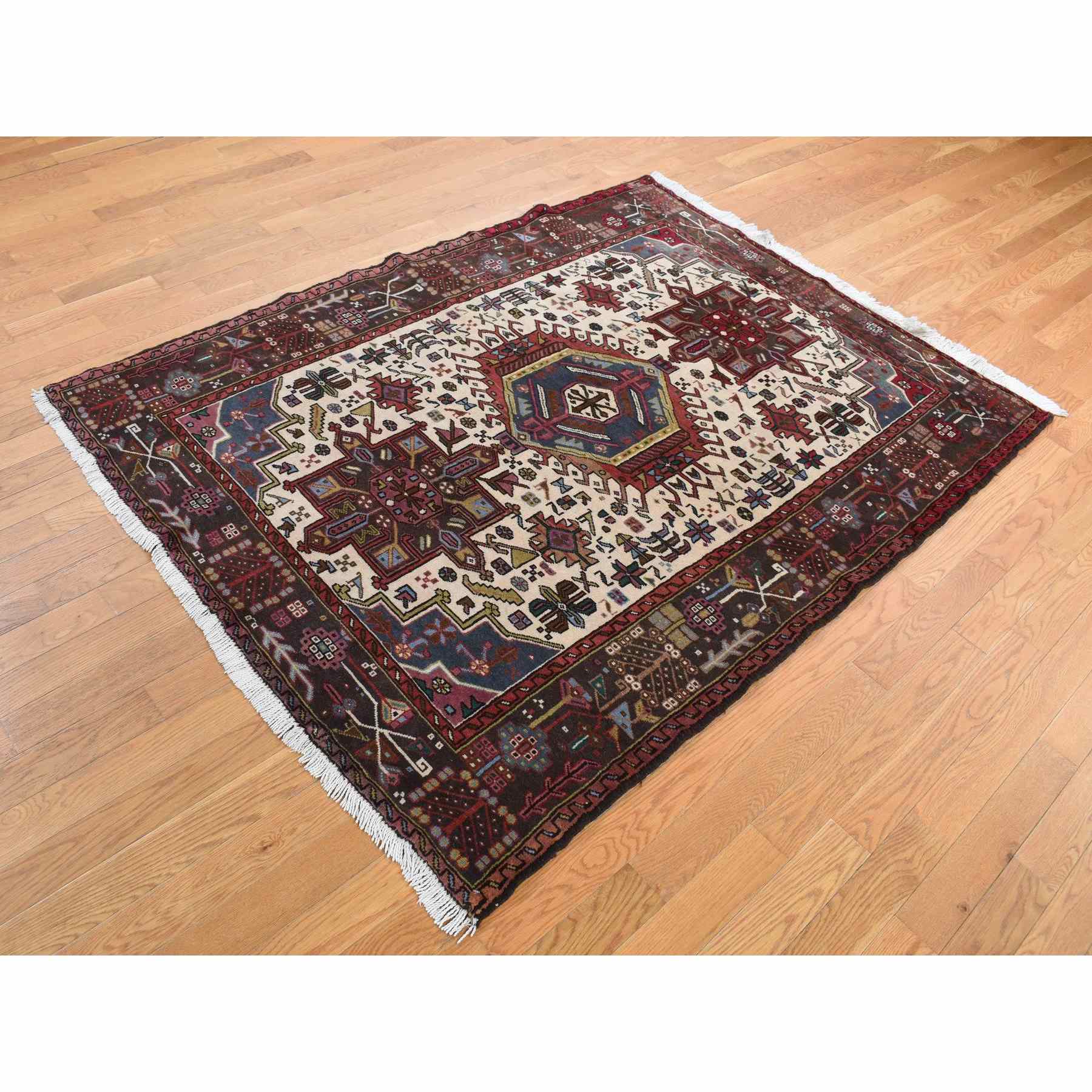 Heriz-Hand-Knotted-Rug-437925