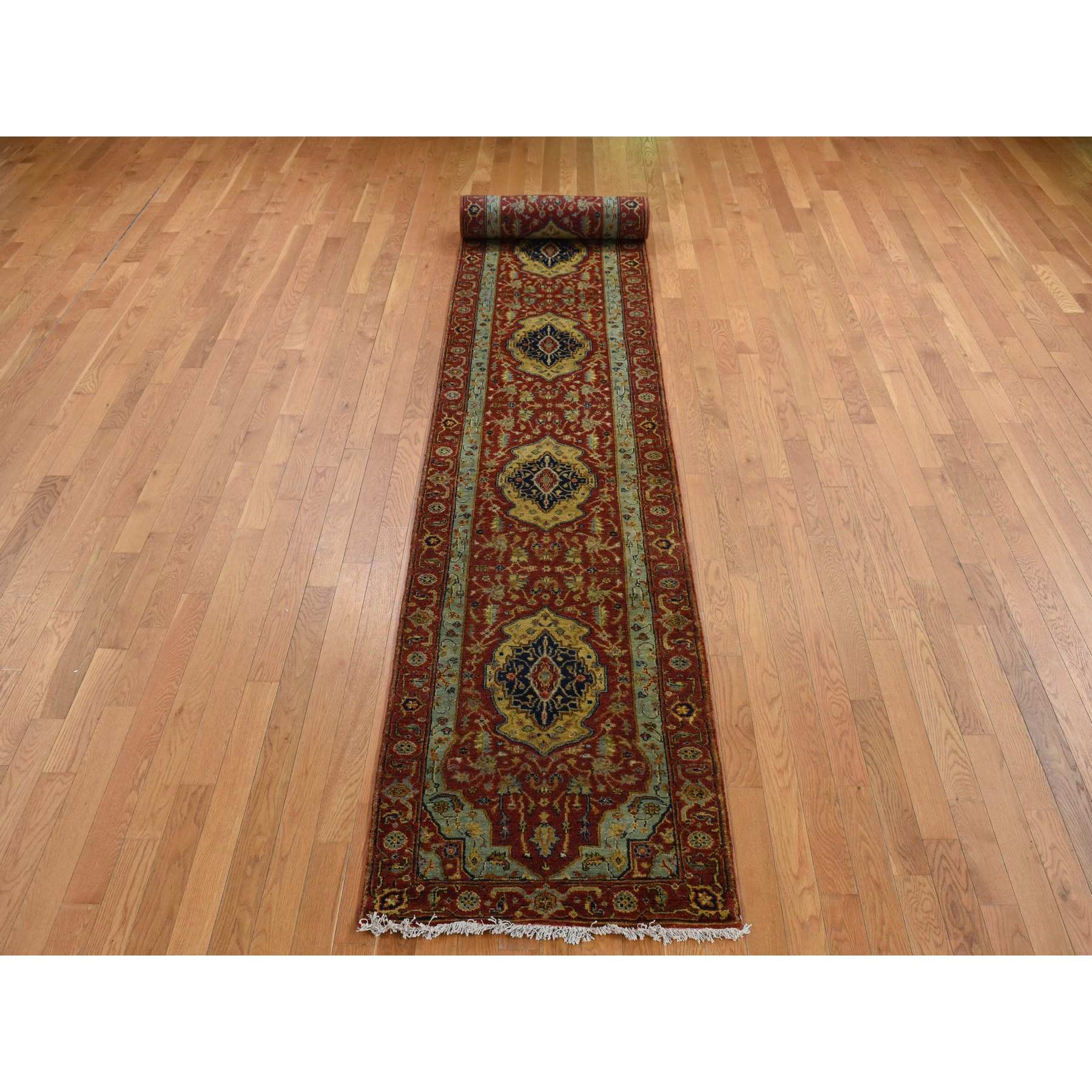 Heriz-Hand-Knotted-Rug-438115