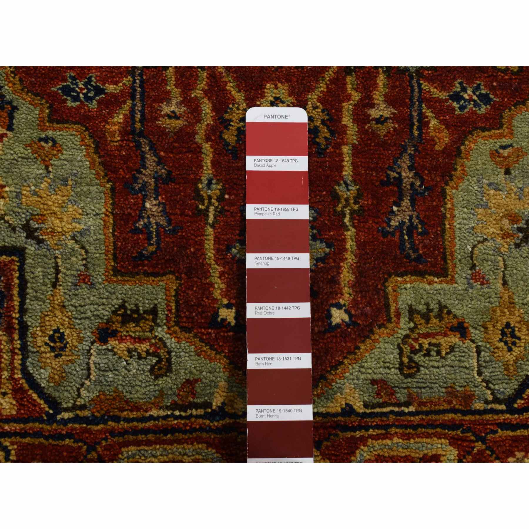 Heriz-Hand-Knotted-Rug-438115