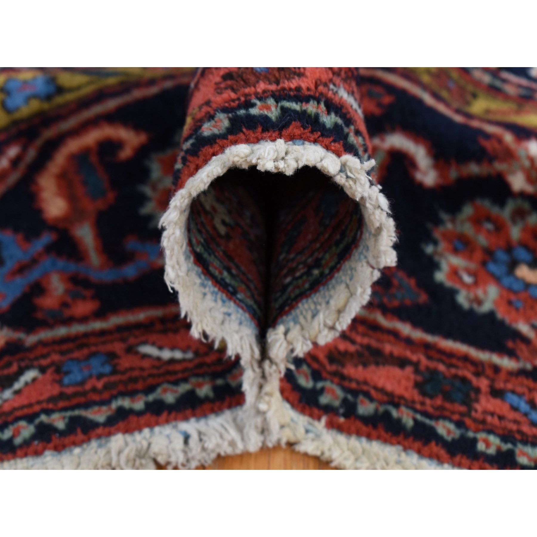Heriz-Hand-Knotted-Rug-439215