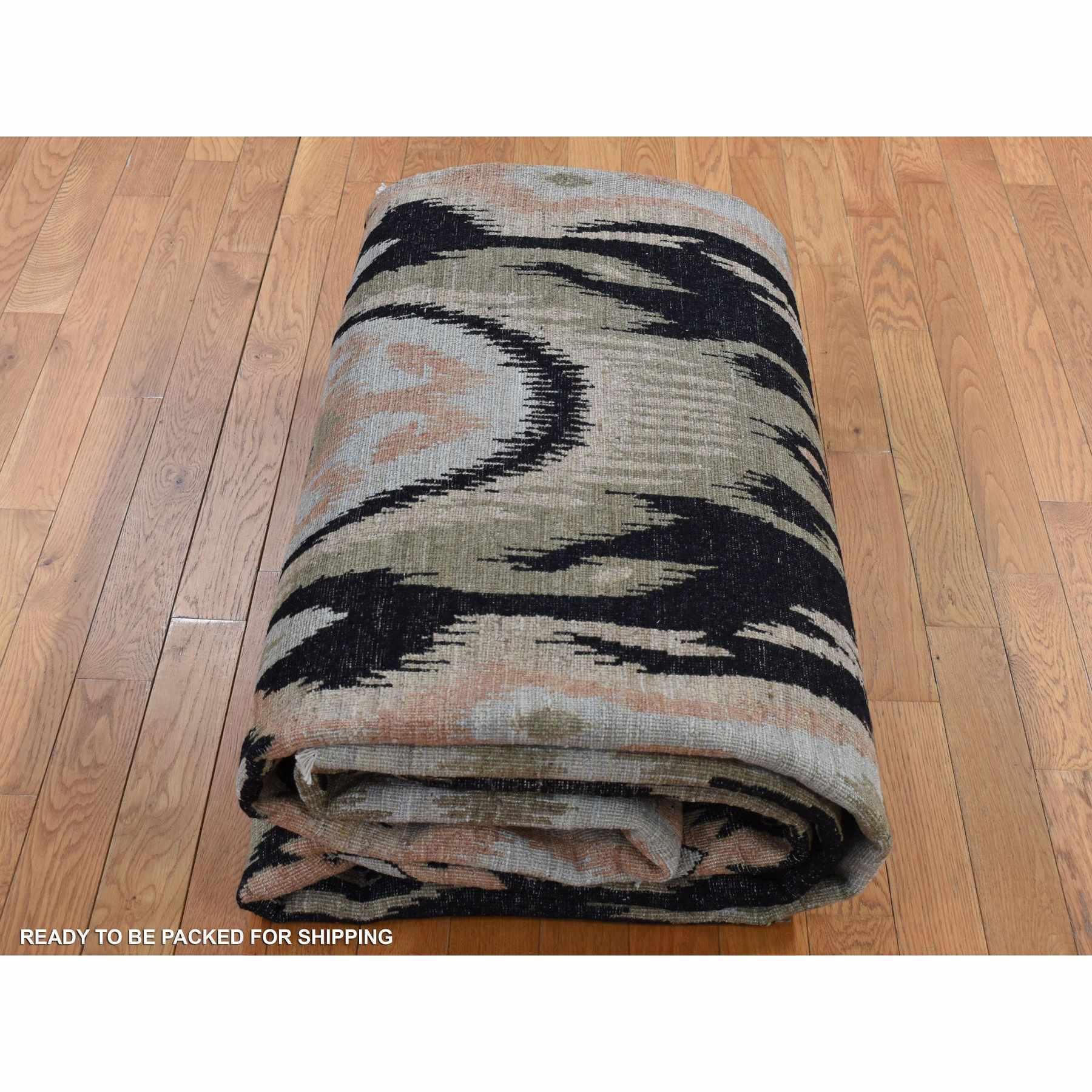 Ikat-And-Suzani-Design-Hand-Knotted-Rug-437565
