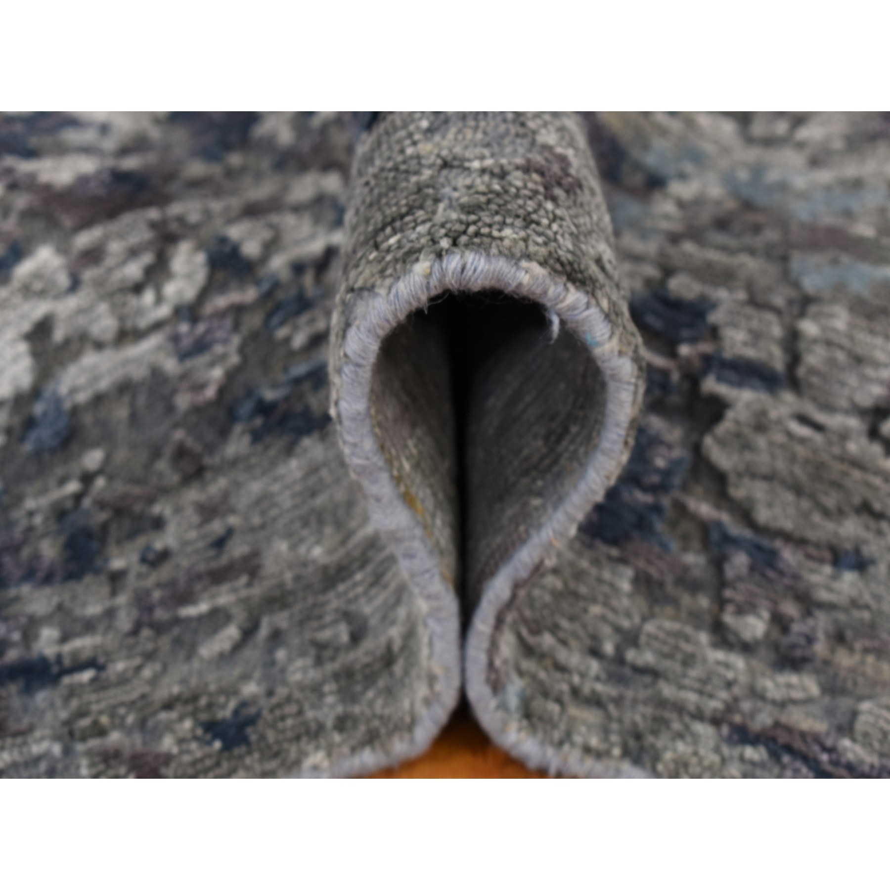 Modern-and-Contemporary-Hand-Knotted-Rug-437575
