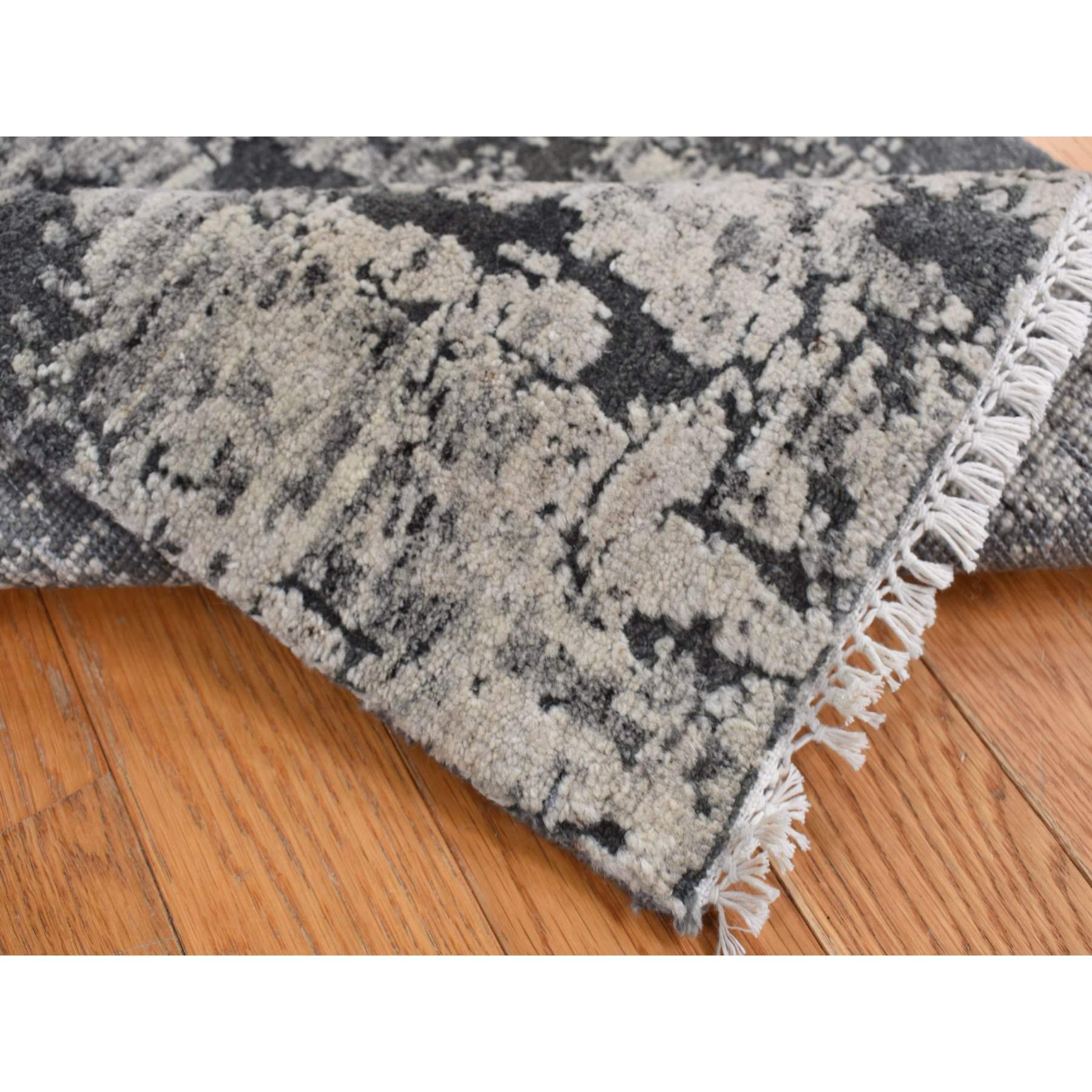 Modern-and-Contemporary-Hand-Knotted-Rug-437730