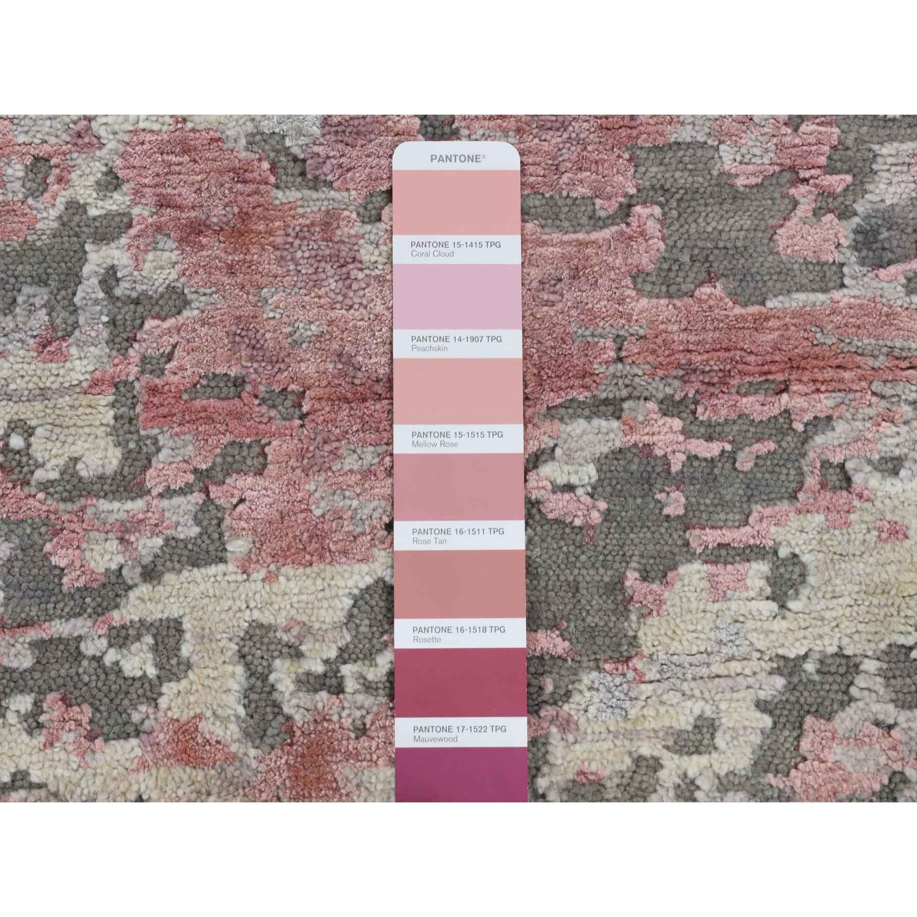 Modern-and-Contemporary-Hand-Knotted-Rug-438070