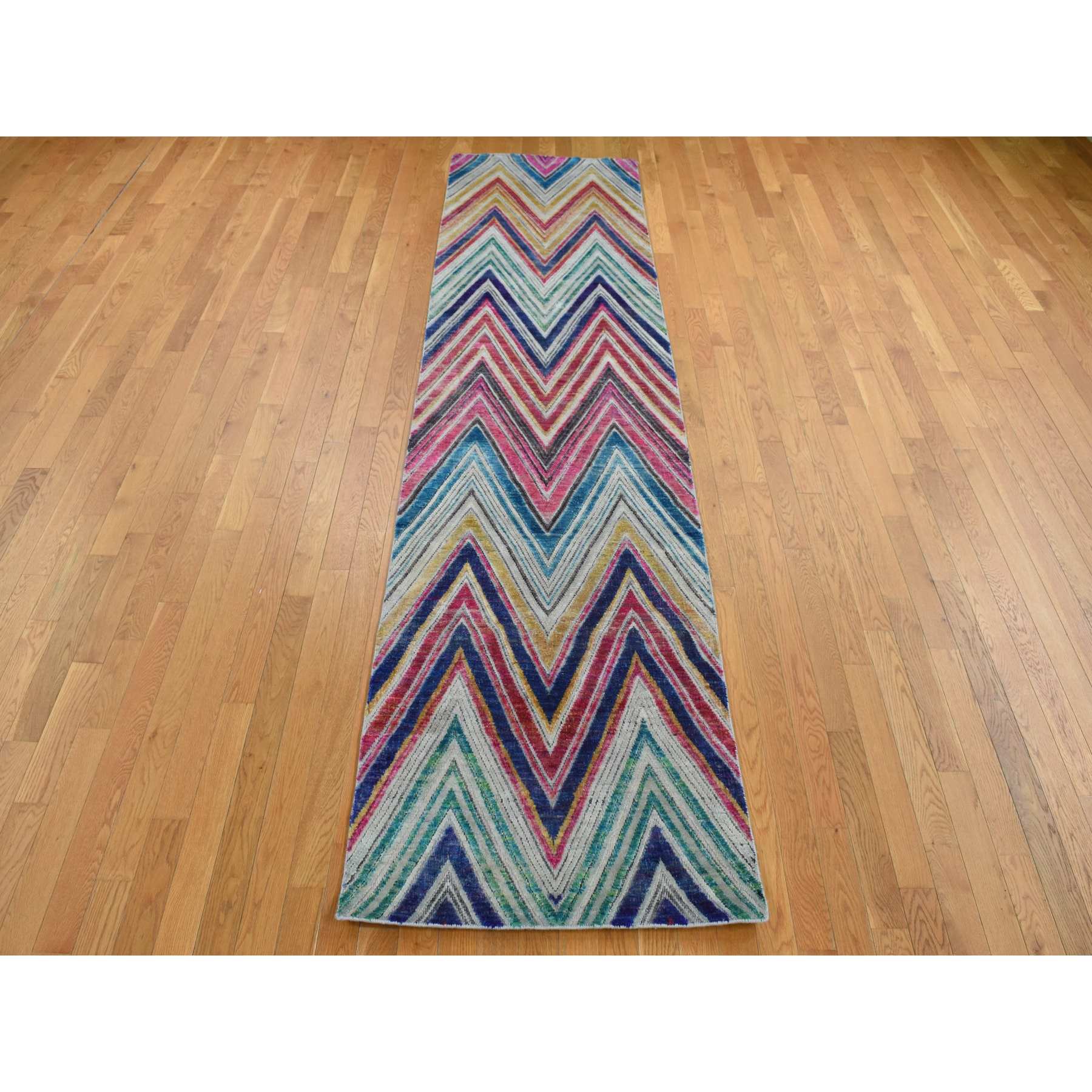 Modern-and-Contemporary-Hand-Knotted-Rug-438105
