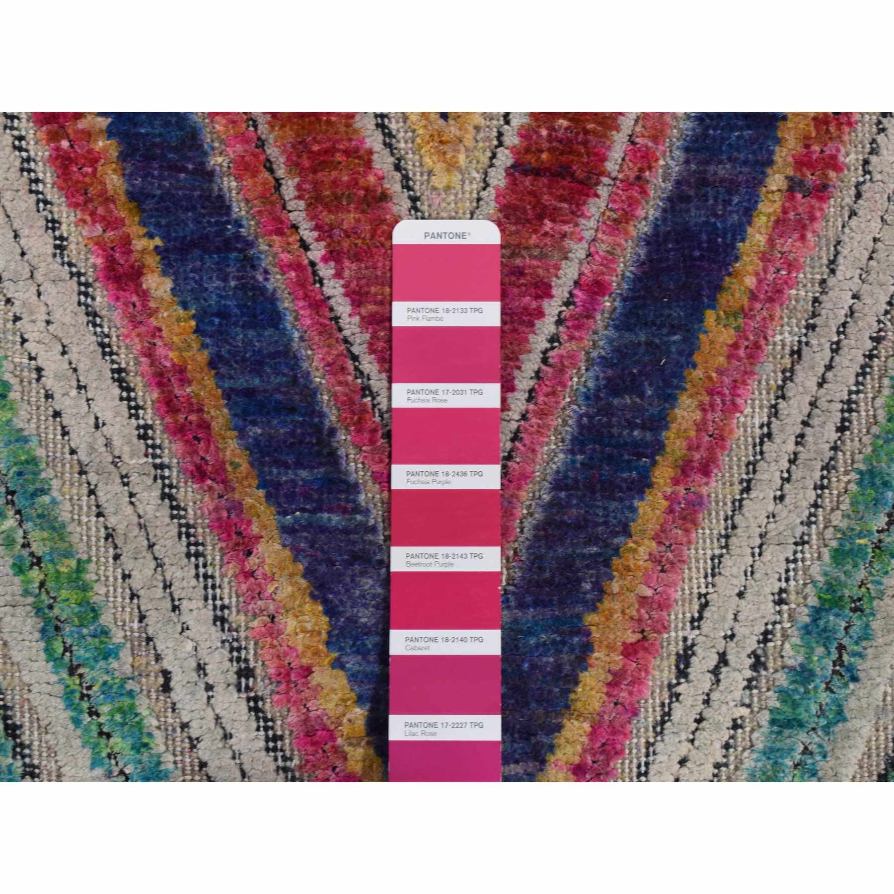 Modern-and-Contemporary-Hand-Knotted-Rug-438105