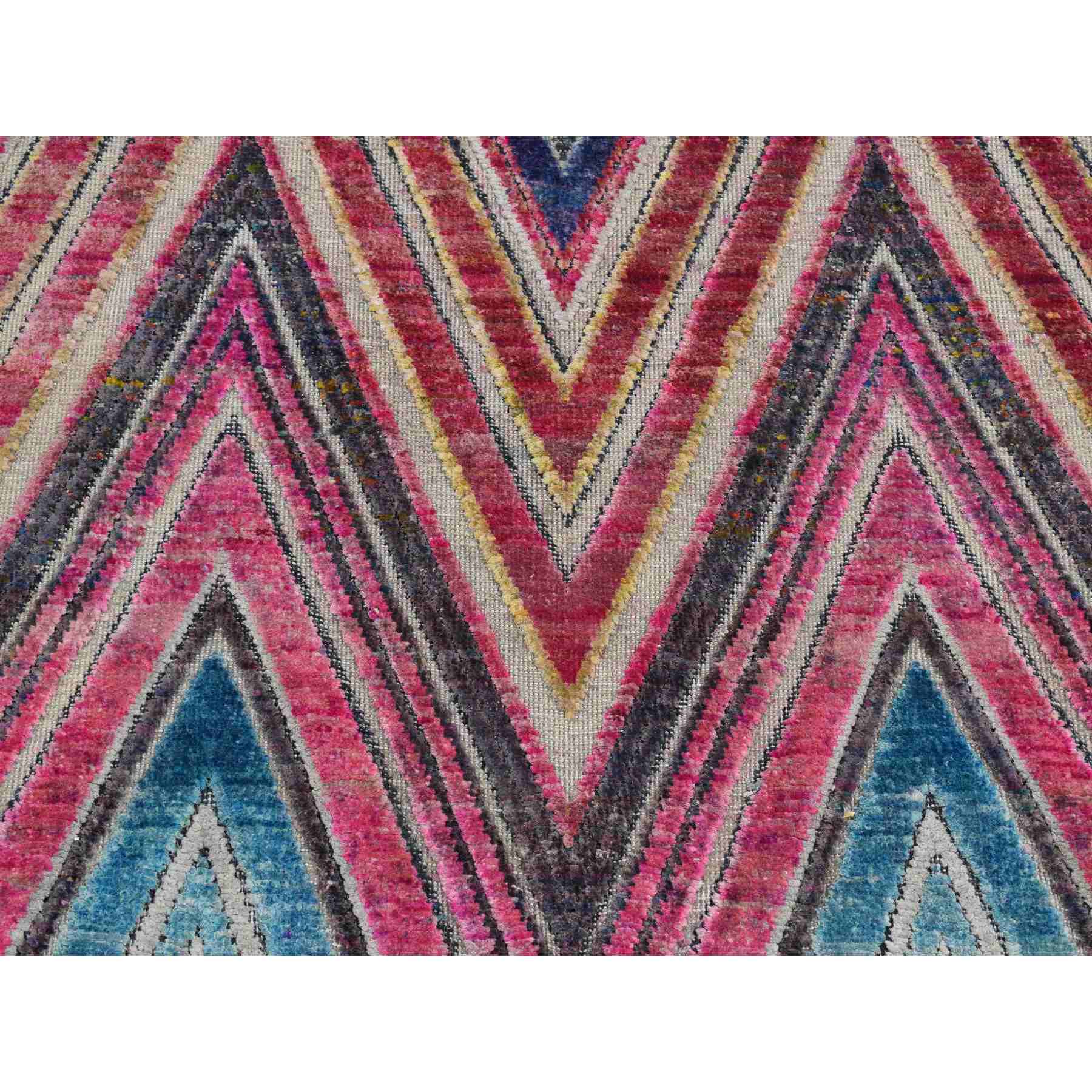 Modern-and-Contemporary-Hand-Knotted-Rug-438105