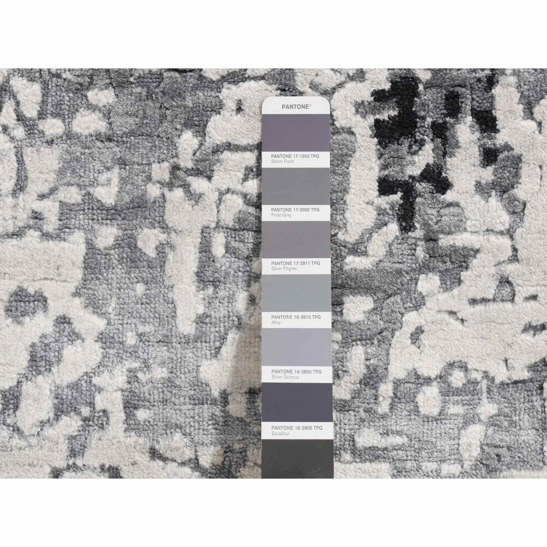 Modern-and-Contemporary-Hand-Knotted-Rug-438400