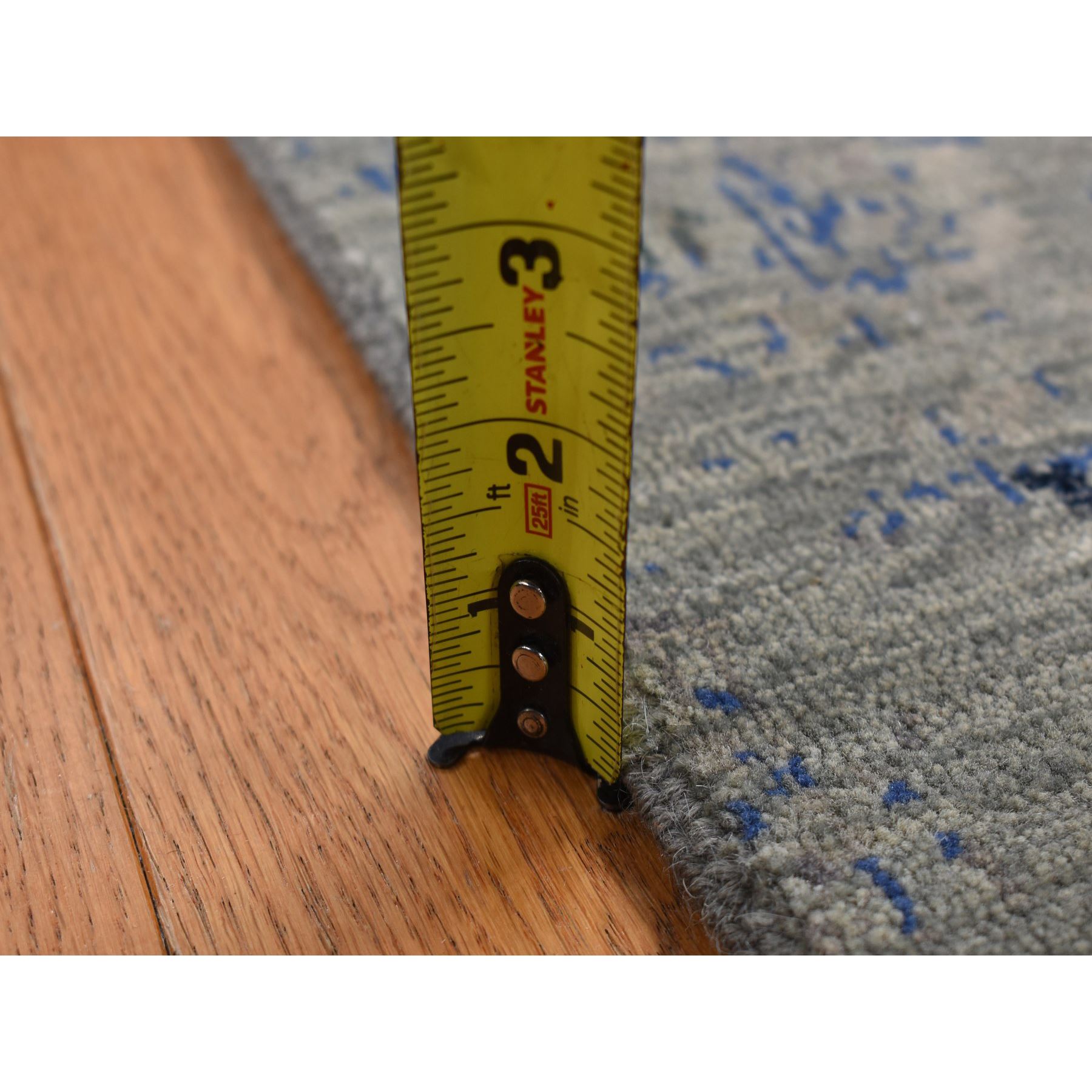 Modern-and-Contemporary-Hand-Knotted-Rug-438410