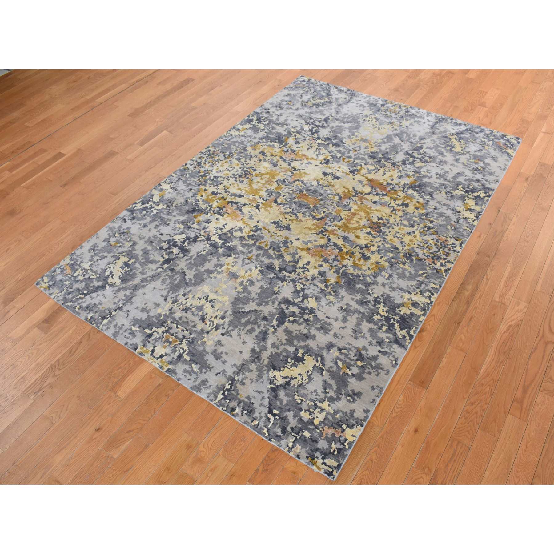 Modern-and-Contemporary-Hand-Knotted-Rug-438510