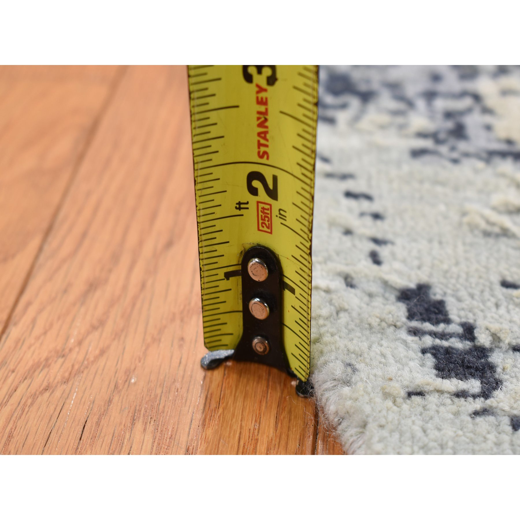 Modern-and-Contemporary-Hand-Knotted-Rug-438715
