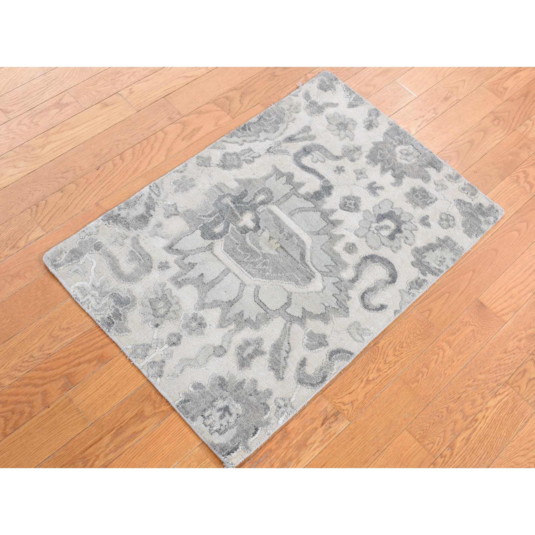 Modern-and-Contemporary-Hand-Knotted-Rug-438895