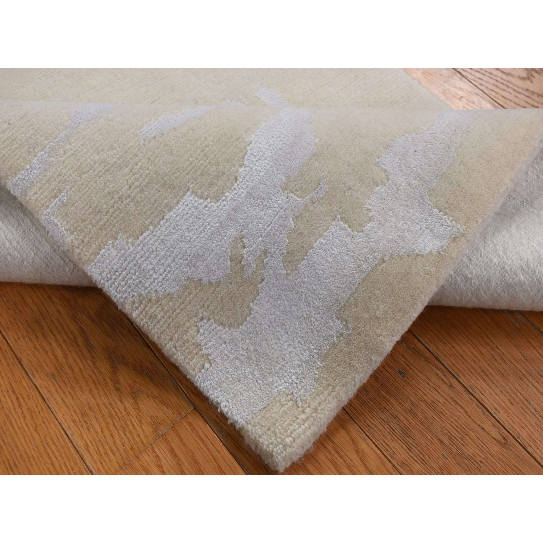 Modern-and-Contemporary-Hand-Knotted-Rug-438965