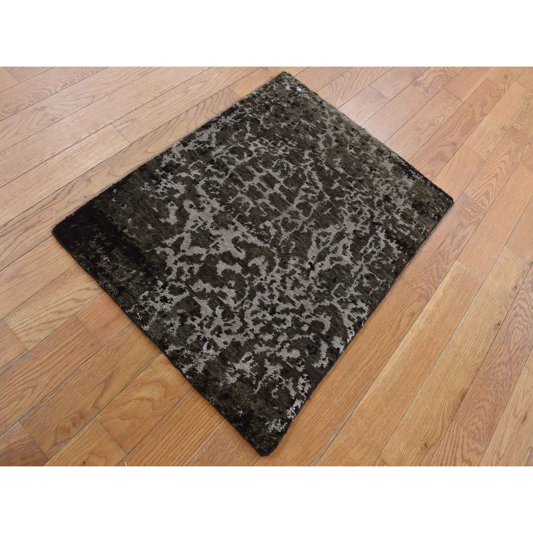 Modern-and-Contemporary-Hand-Knotted-Rug-439000