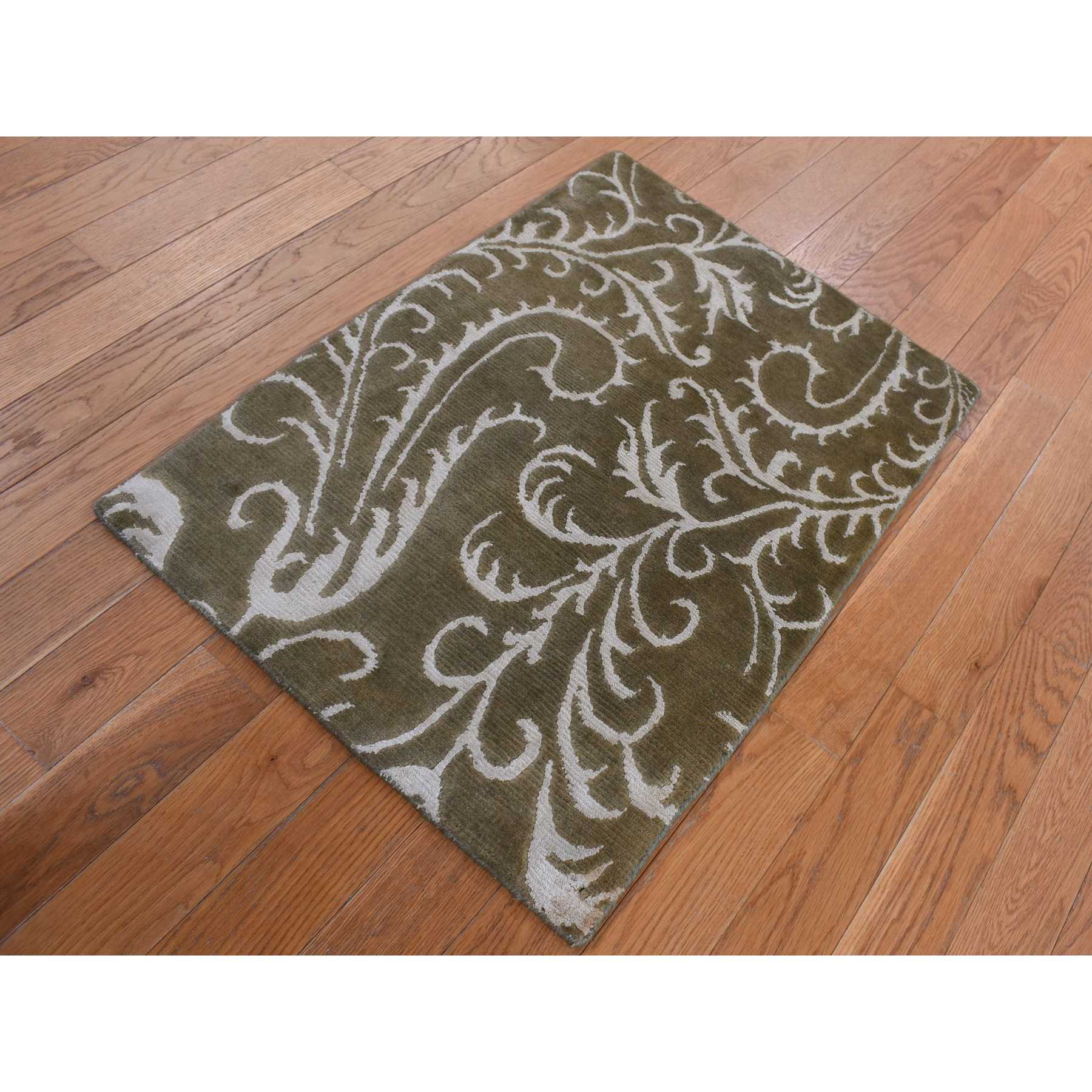 Modern-and-Contemporary-Hand-Knotted-Rug-439045