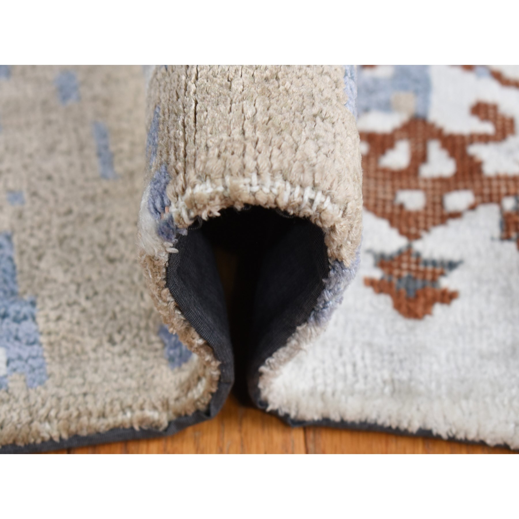 Modern-and-Contemporary-Hand-Knotted-Rug-439490