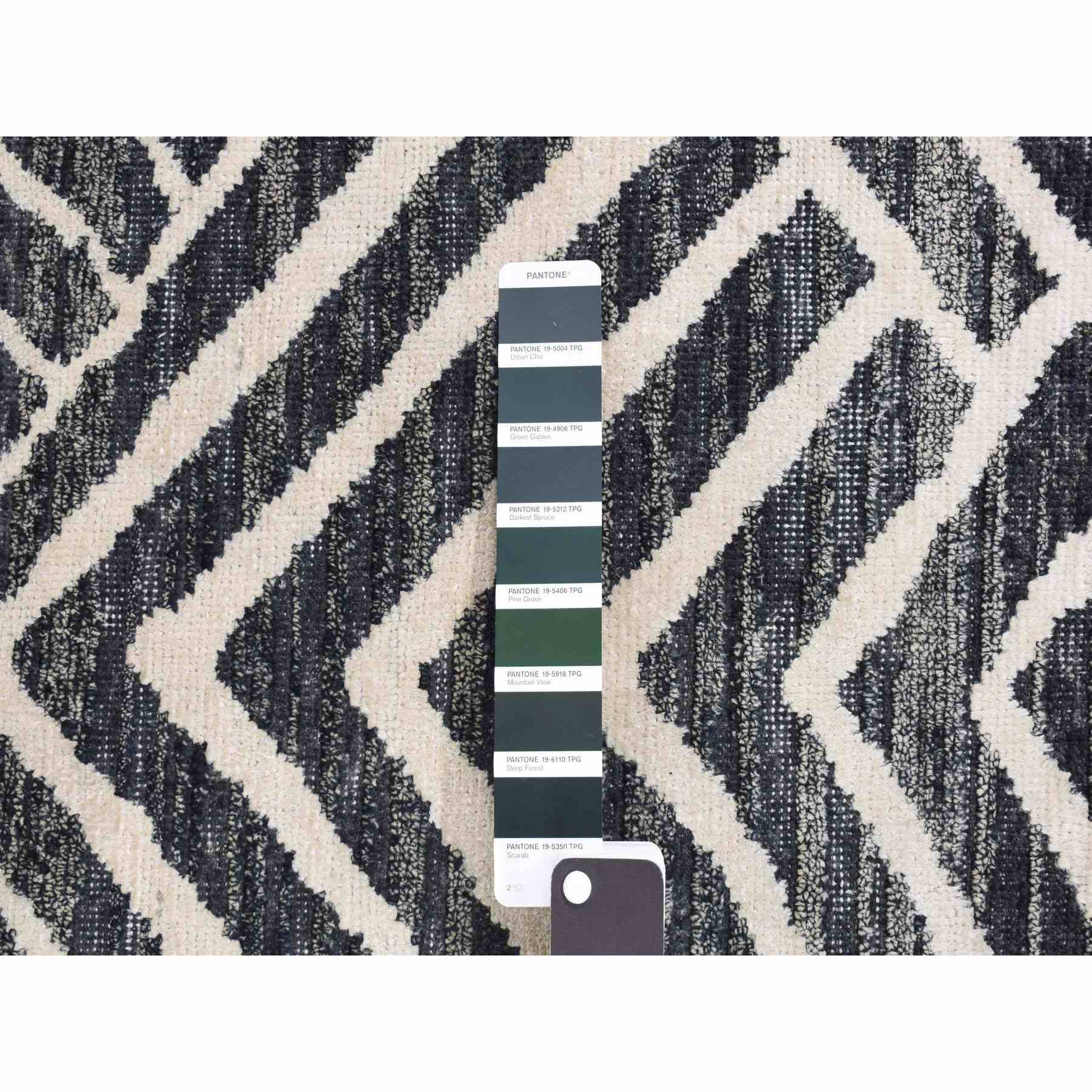 Modern-and-Contemporary-Hand-Knotted-Rug-439950