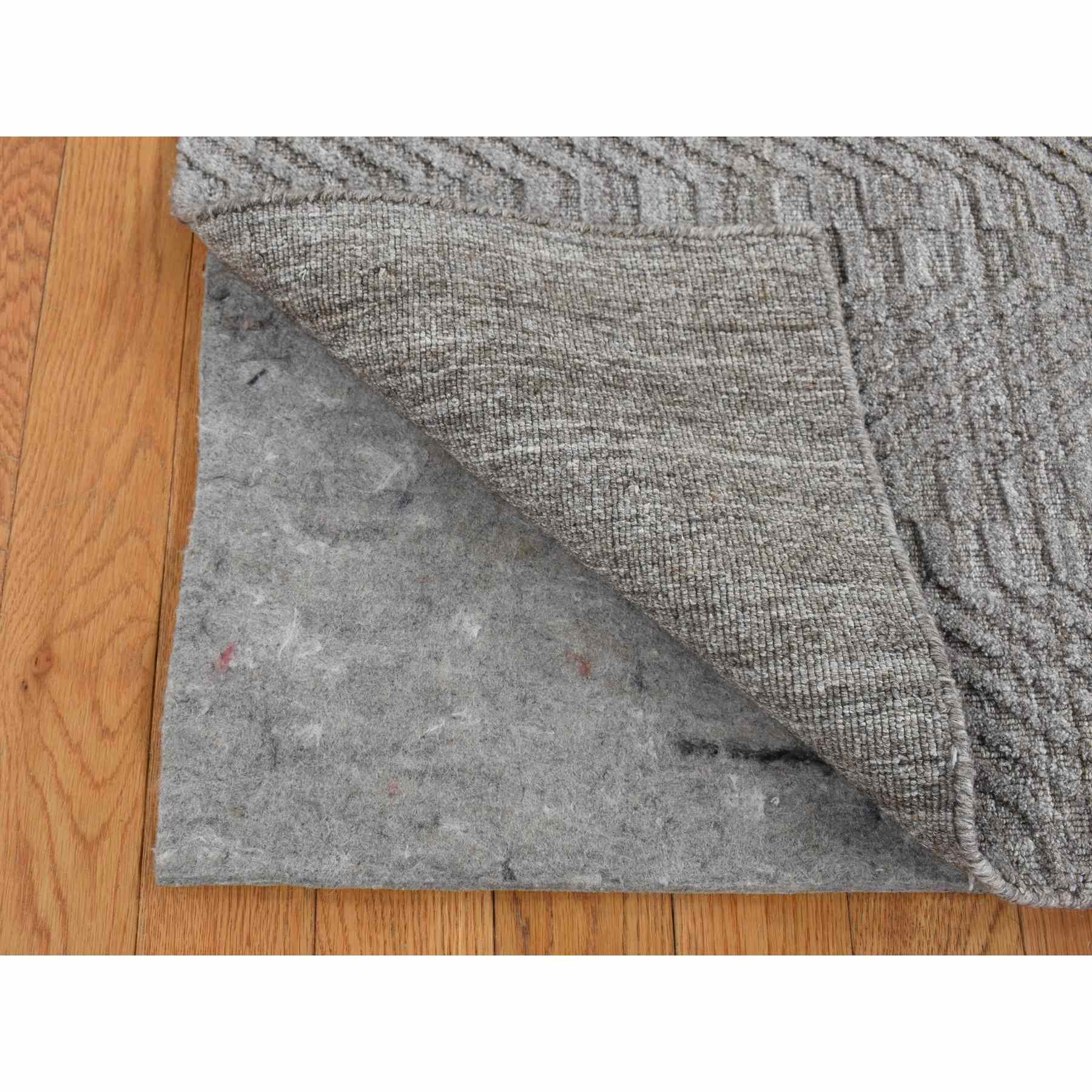 Modern-and-Contemporary-Hand-Loomed-Rug-439175