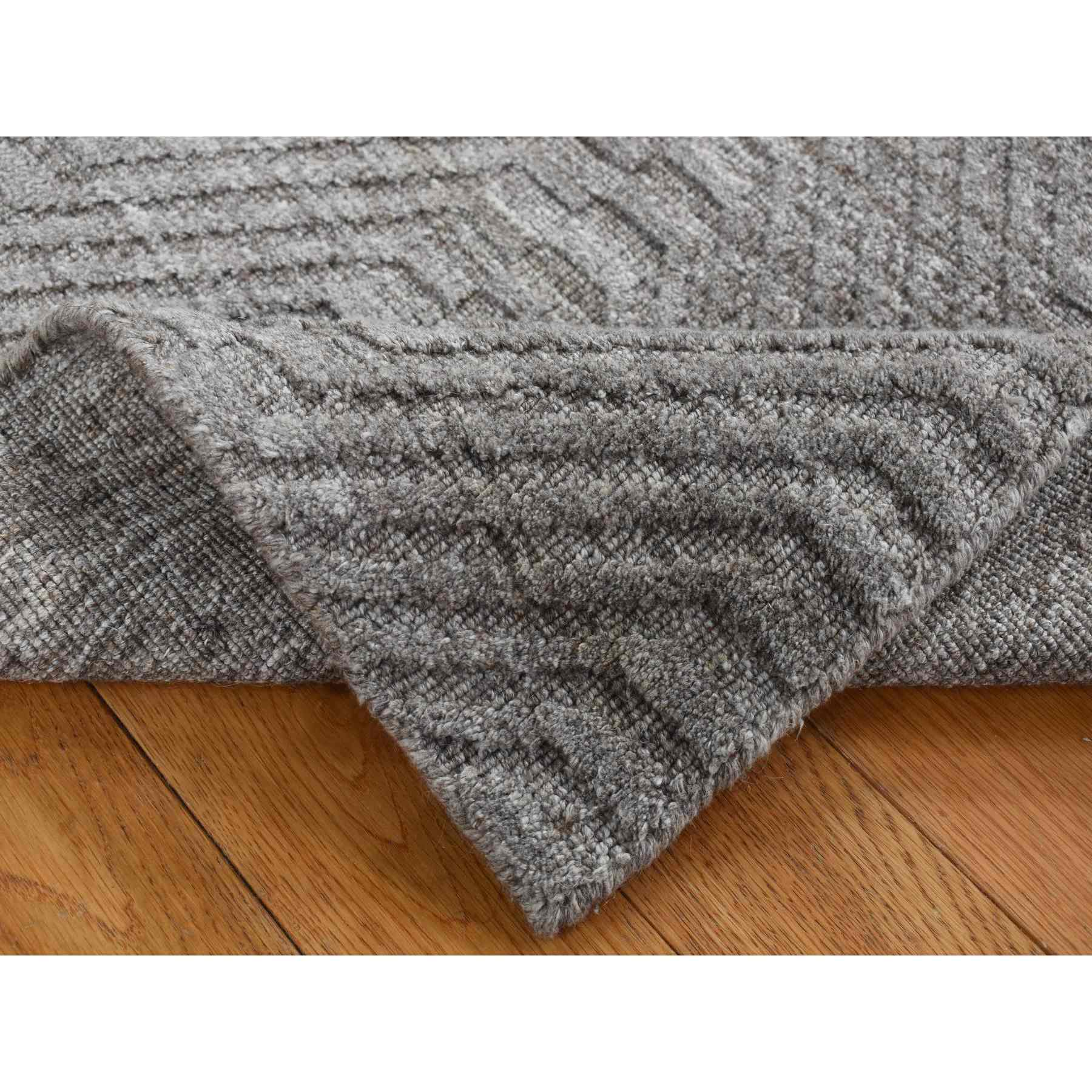 Modern-and-Contemporary-Hand-Loomed-Rug-439175