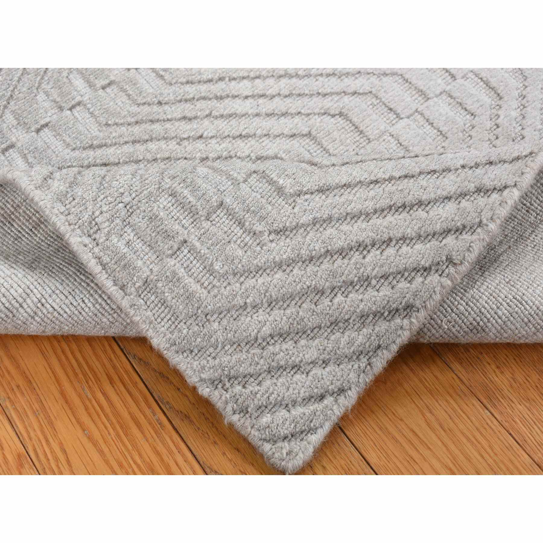 Modern-and-Contemporary-Hand-Loomed-Rug-439190