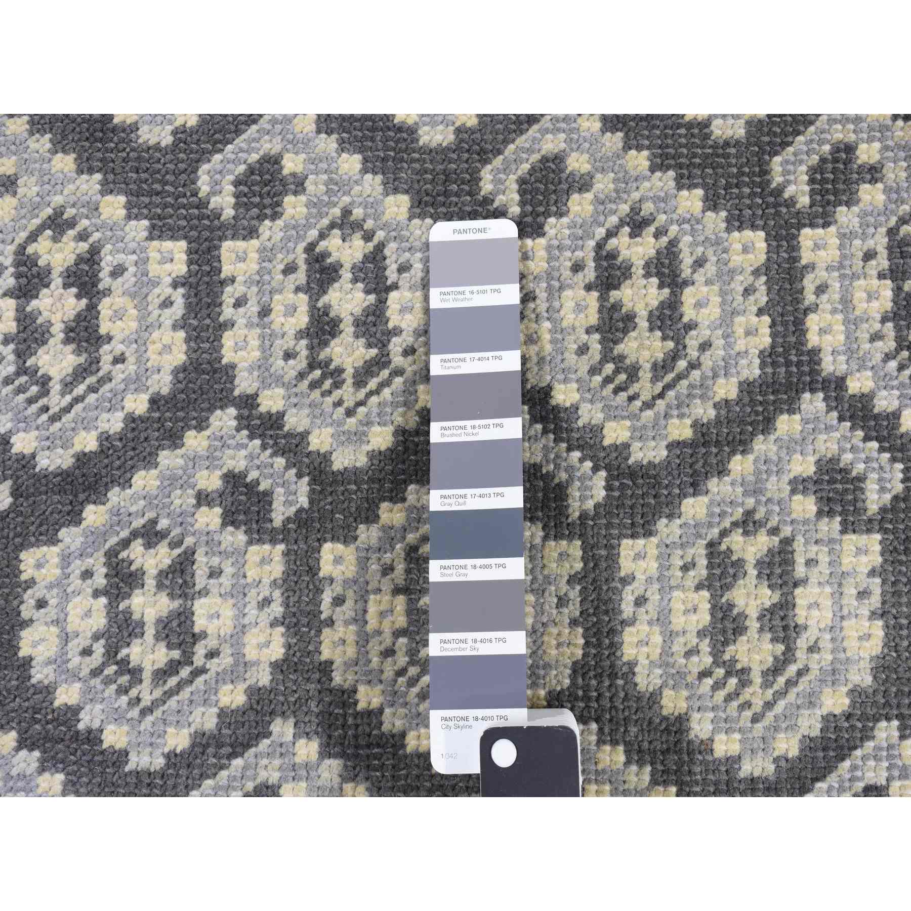 Oushak-And-Peshawar-Hand-Knotted-Rug-439610