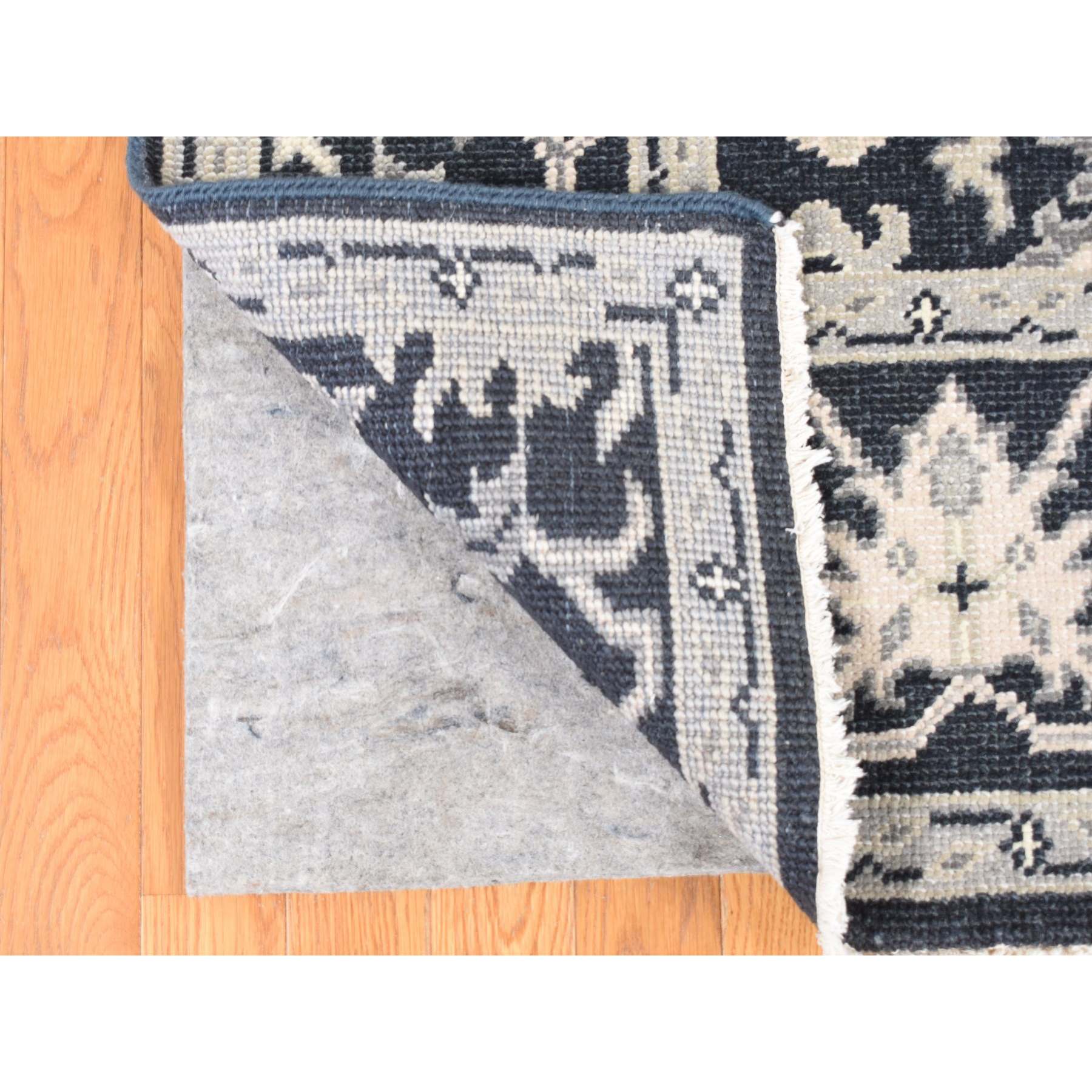 Oushak-And-Peshawar-Hand-Knotted-Rug-439910
