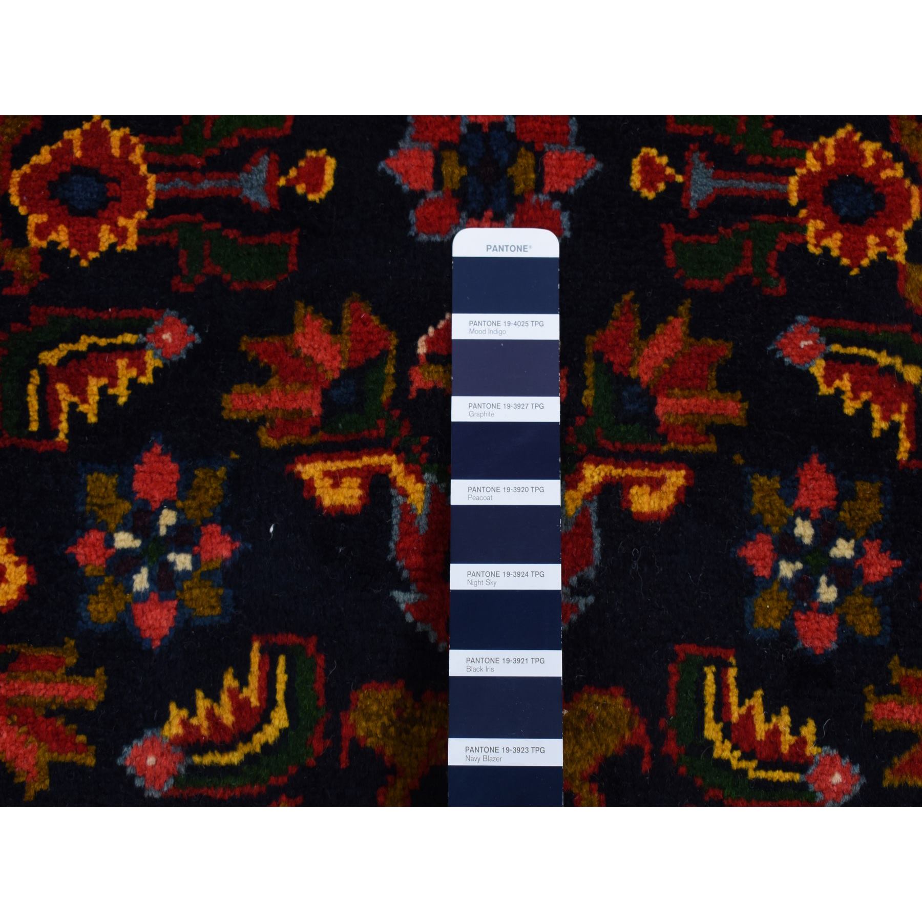Persian-Hand-Knotted-Rug-437615