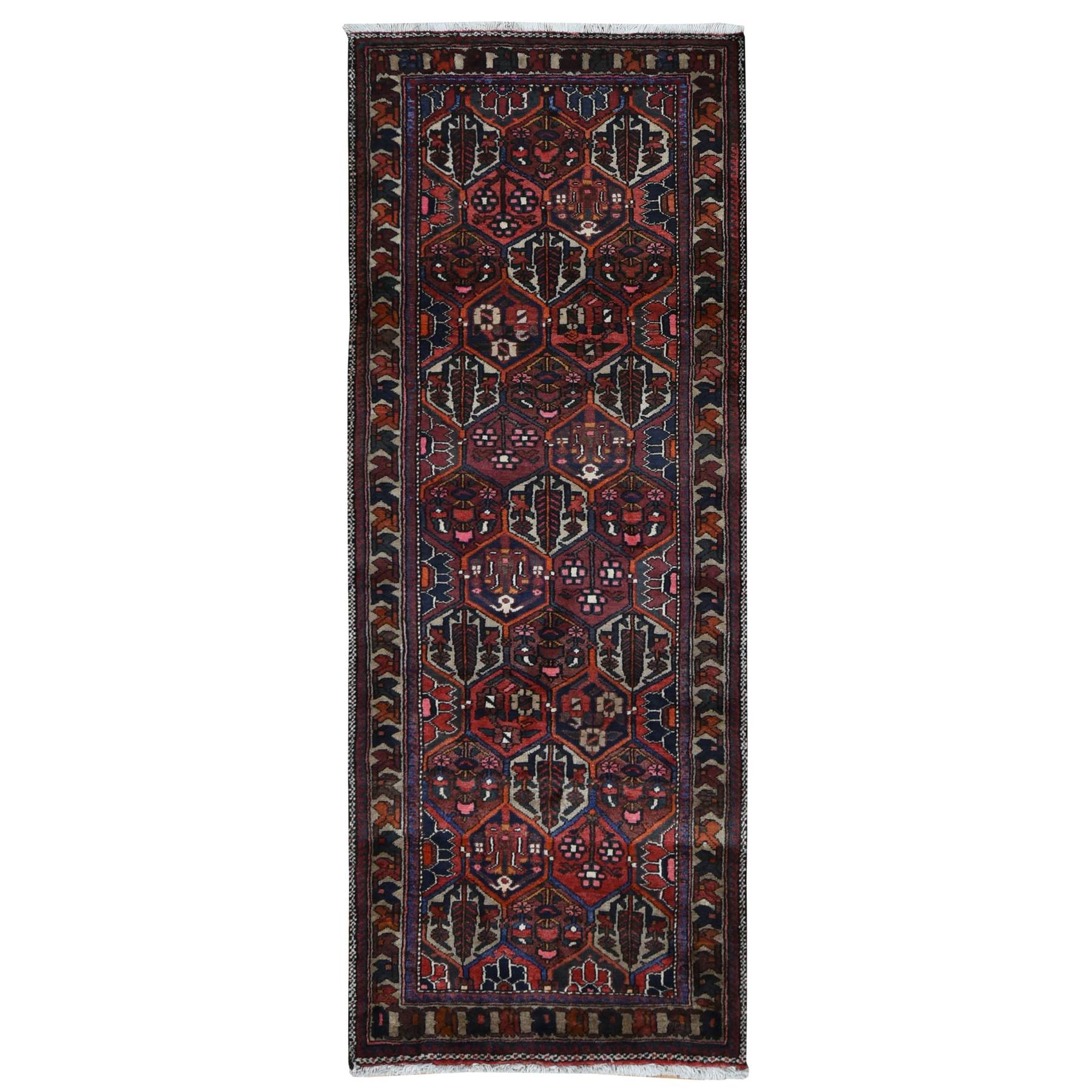 Persian-Hand-Knotted-Rug-437645
