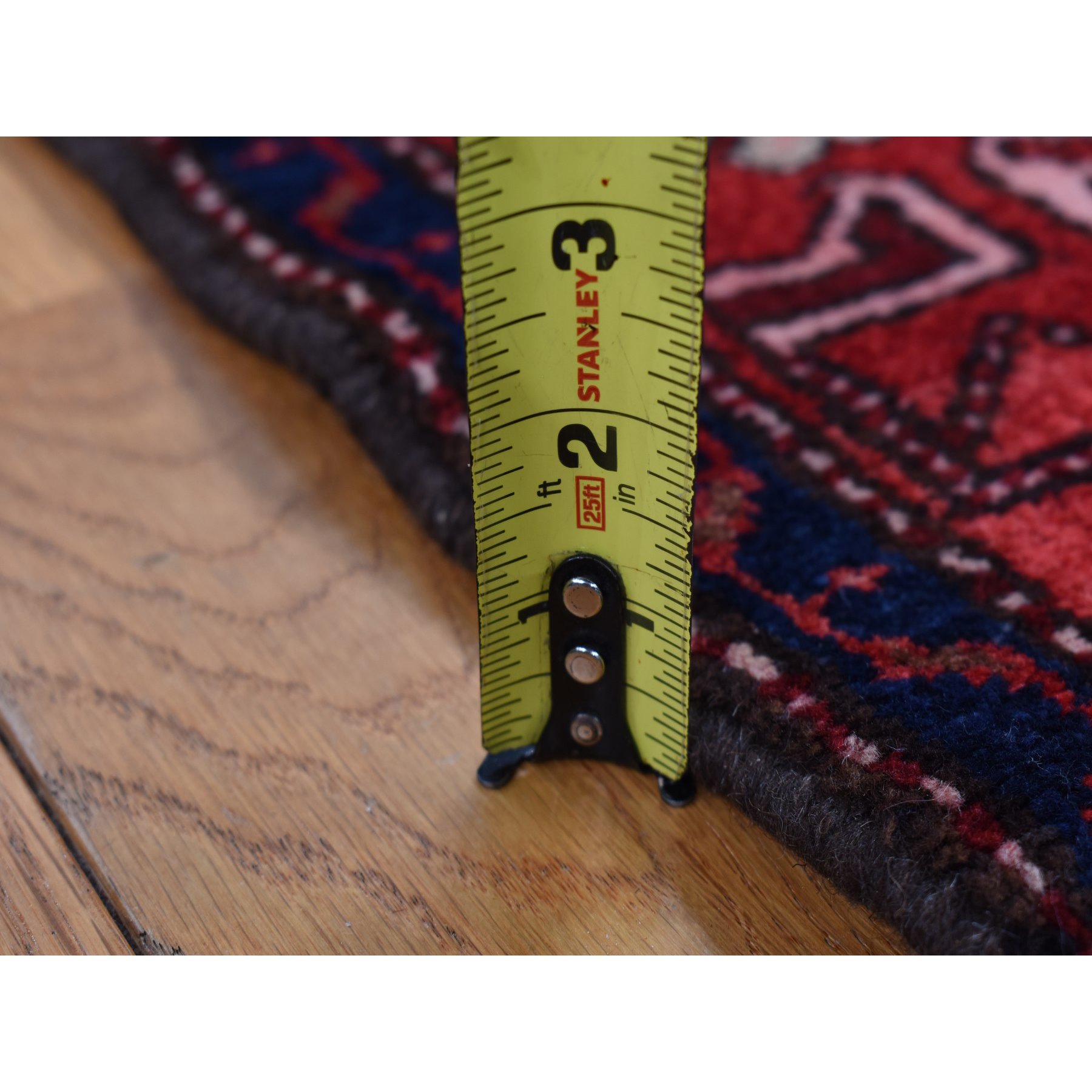 Persian-Hand-Knotted-Rug-437700