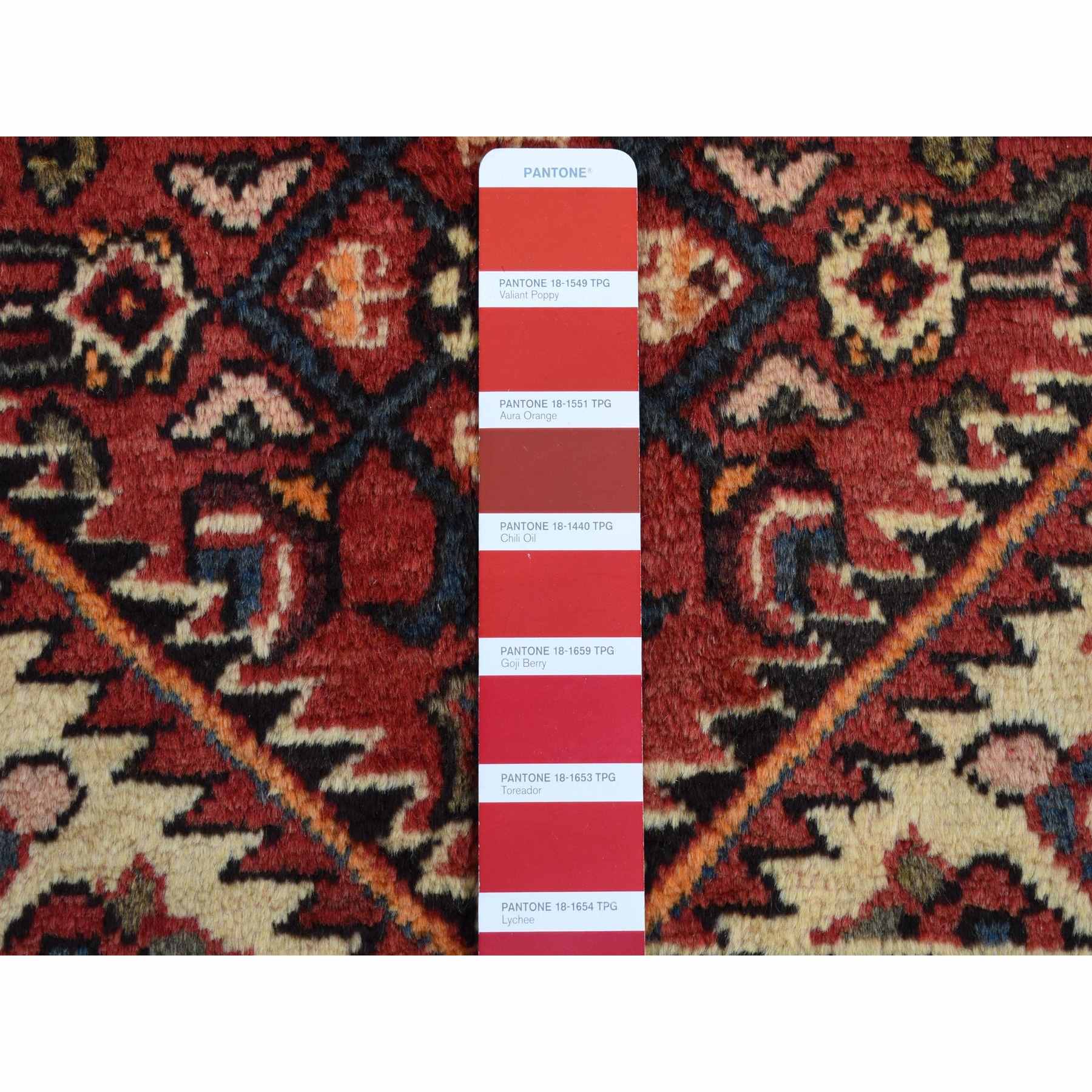 Persian-Hand-Knotted-Rug-437795