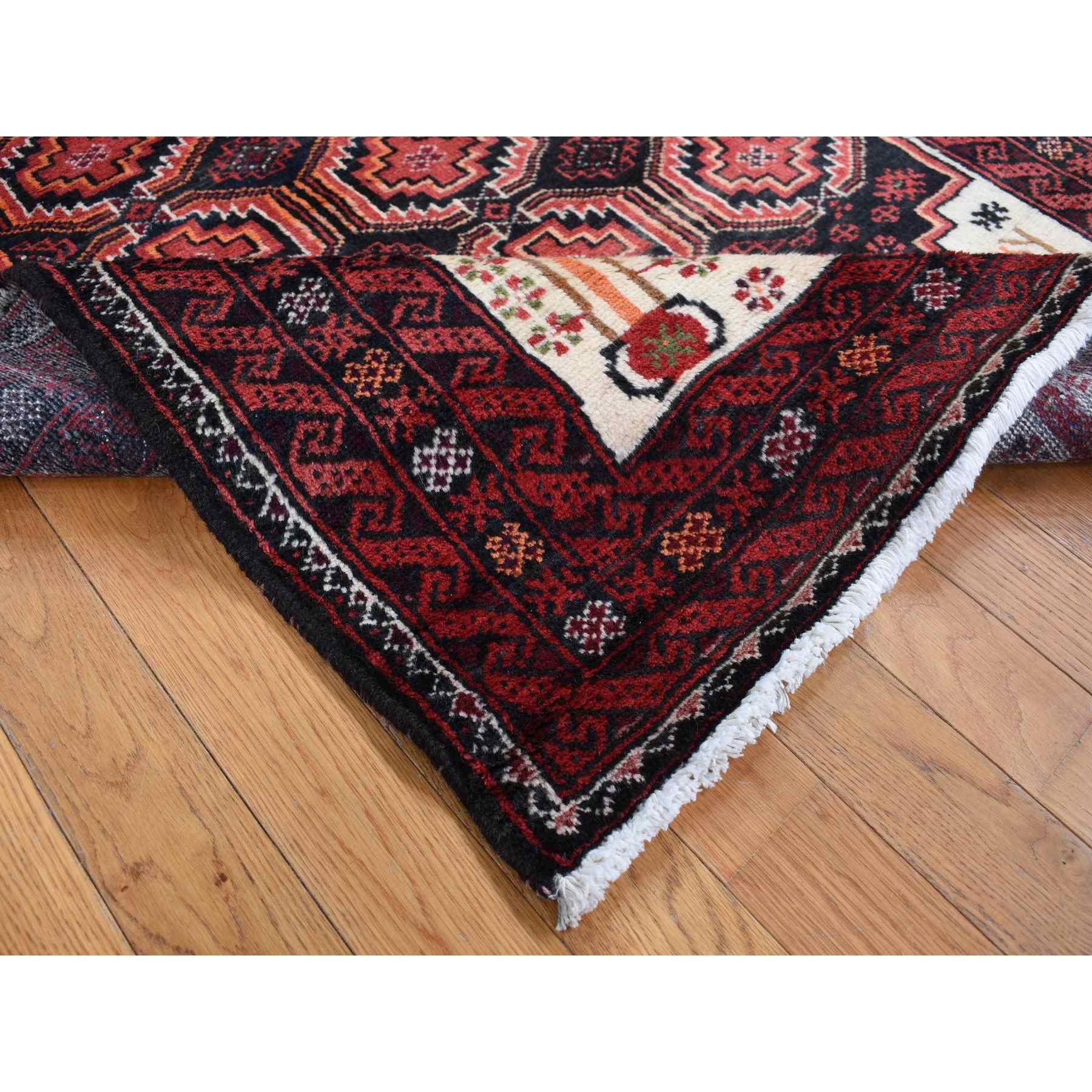 Persian-Hand-Knotted-Rug-437860
