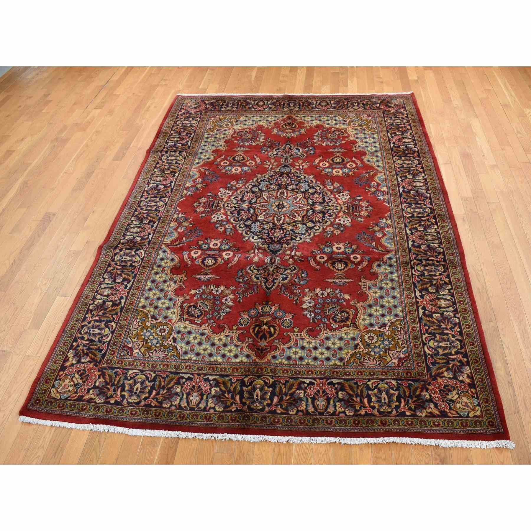 Persian-Hand-Knotted-Rug-437980