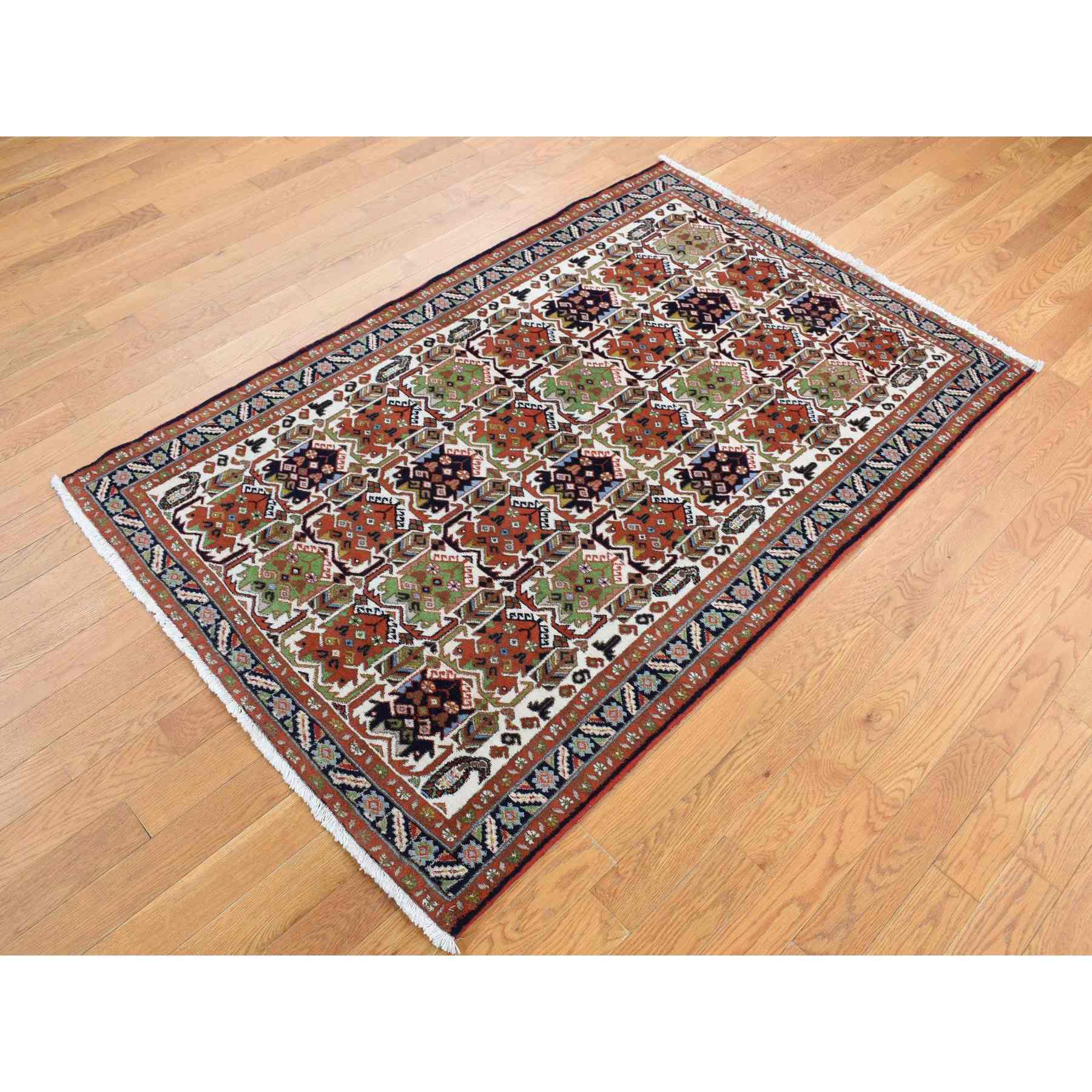 Persian-Hand-Knotted-Rug-438040