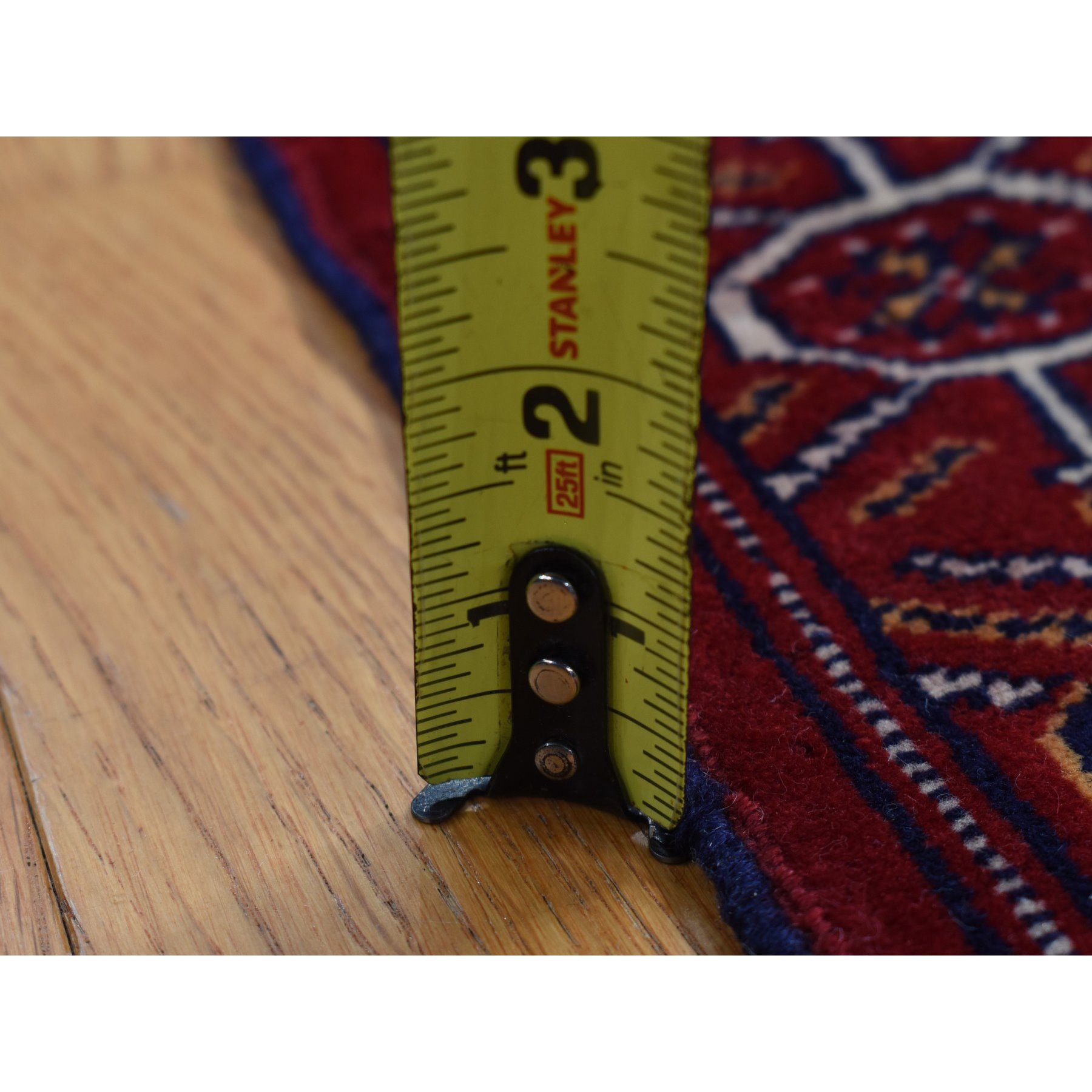 Persian-Hand-Knotted-Rug-438420