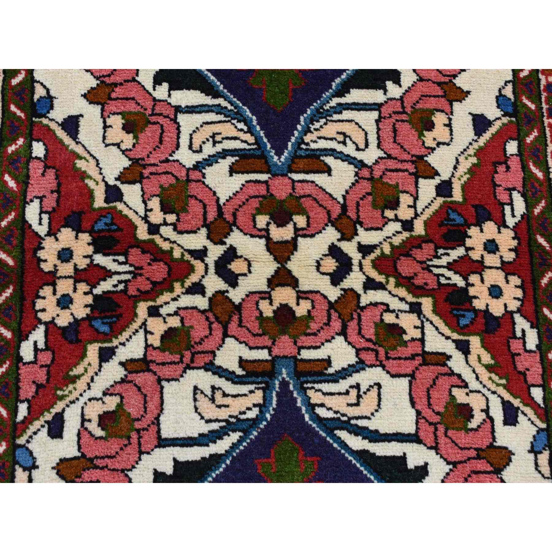 Persian-Hand-Knotted-Rug-438865