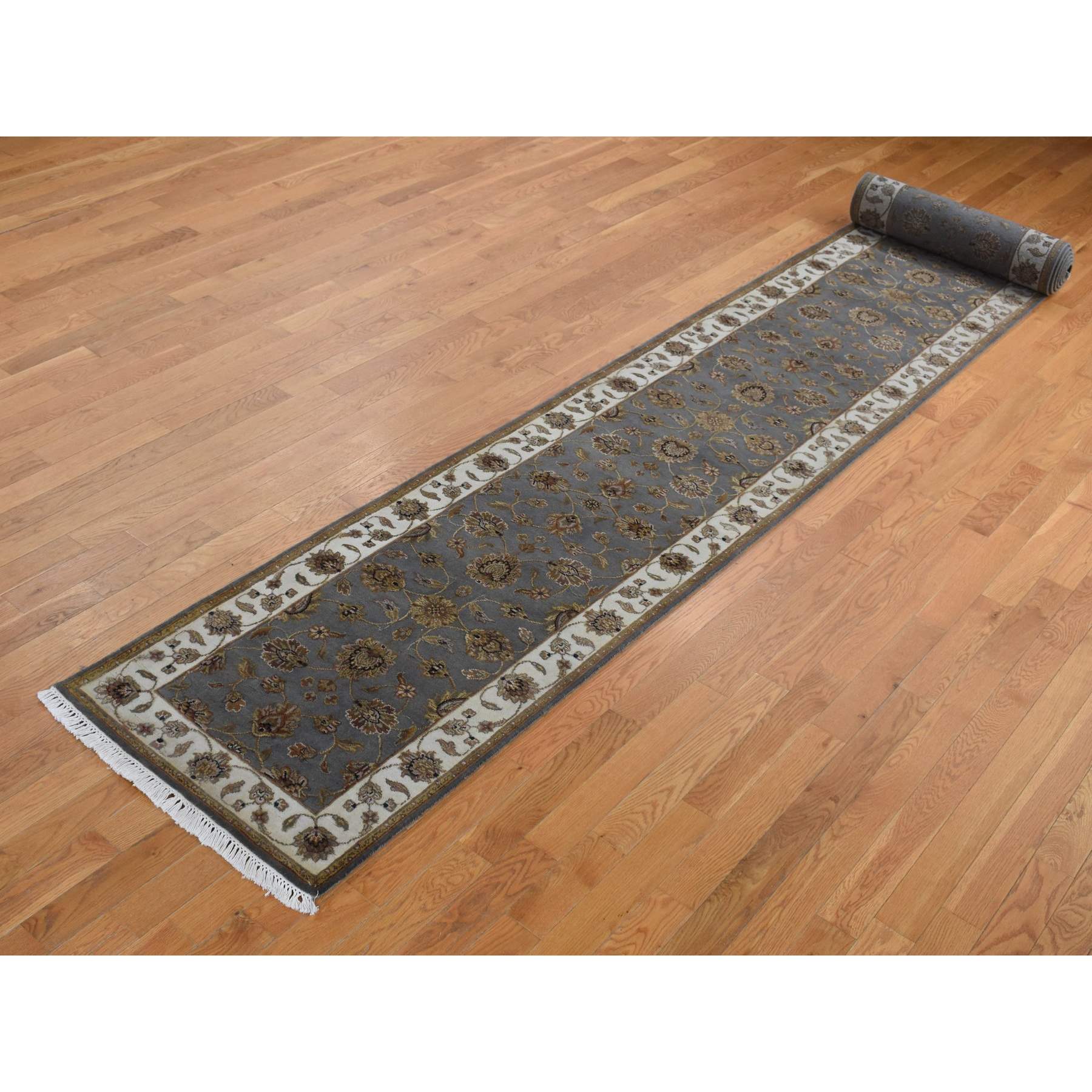 Rajasthan-Hand-Knotted-Rug-438095