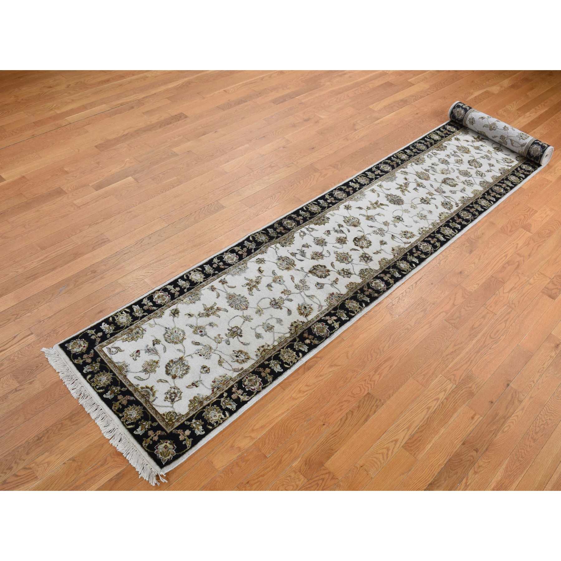 Rajasthan-Hand-Knotted-Rug-438165