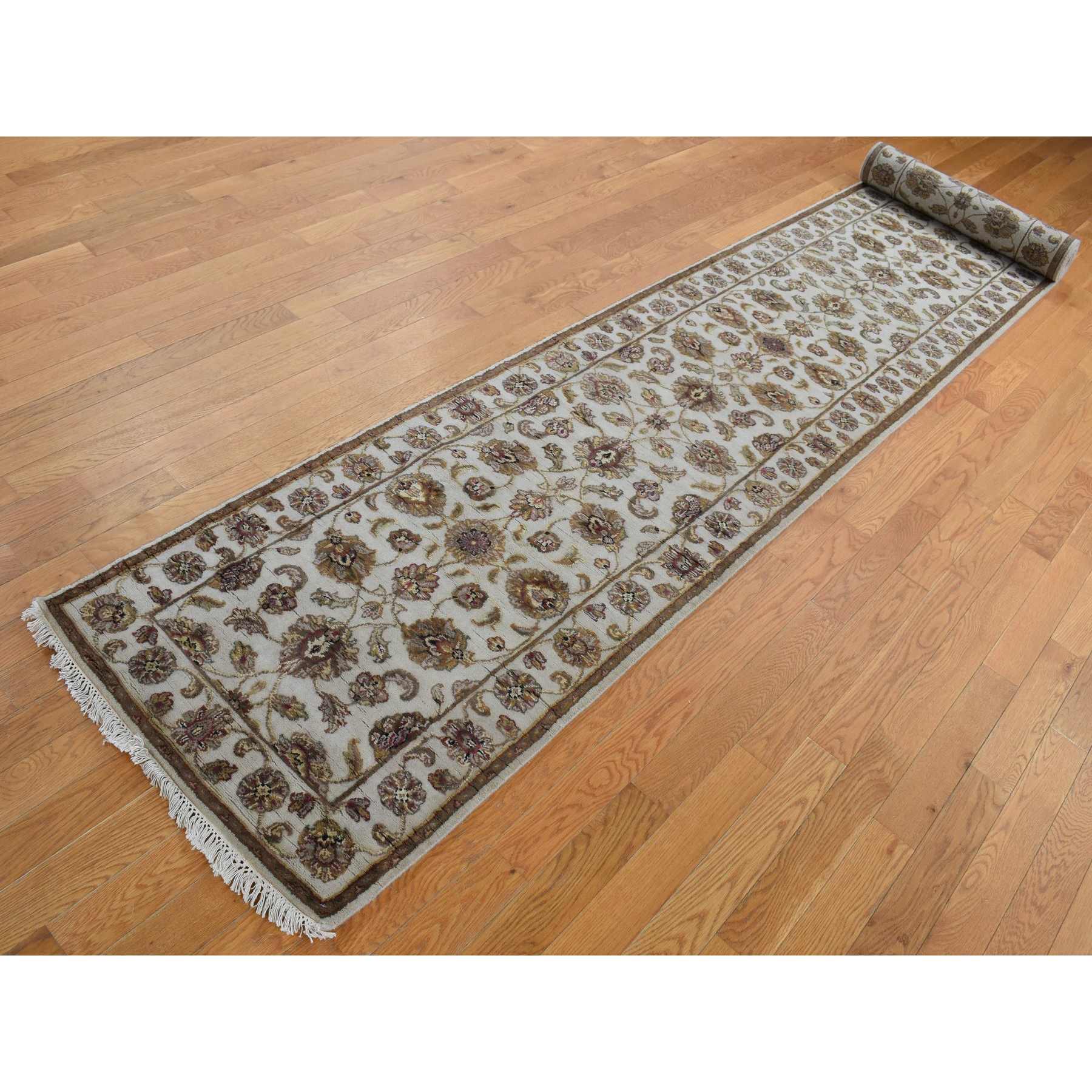 Rajasthan-Hand-Knotted-Rug-438470